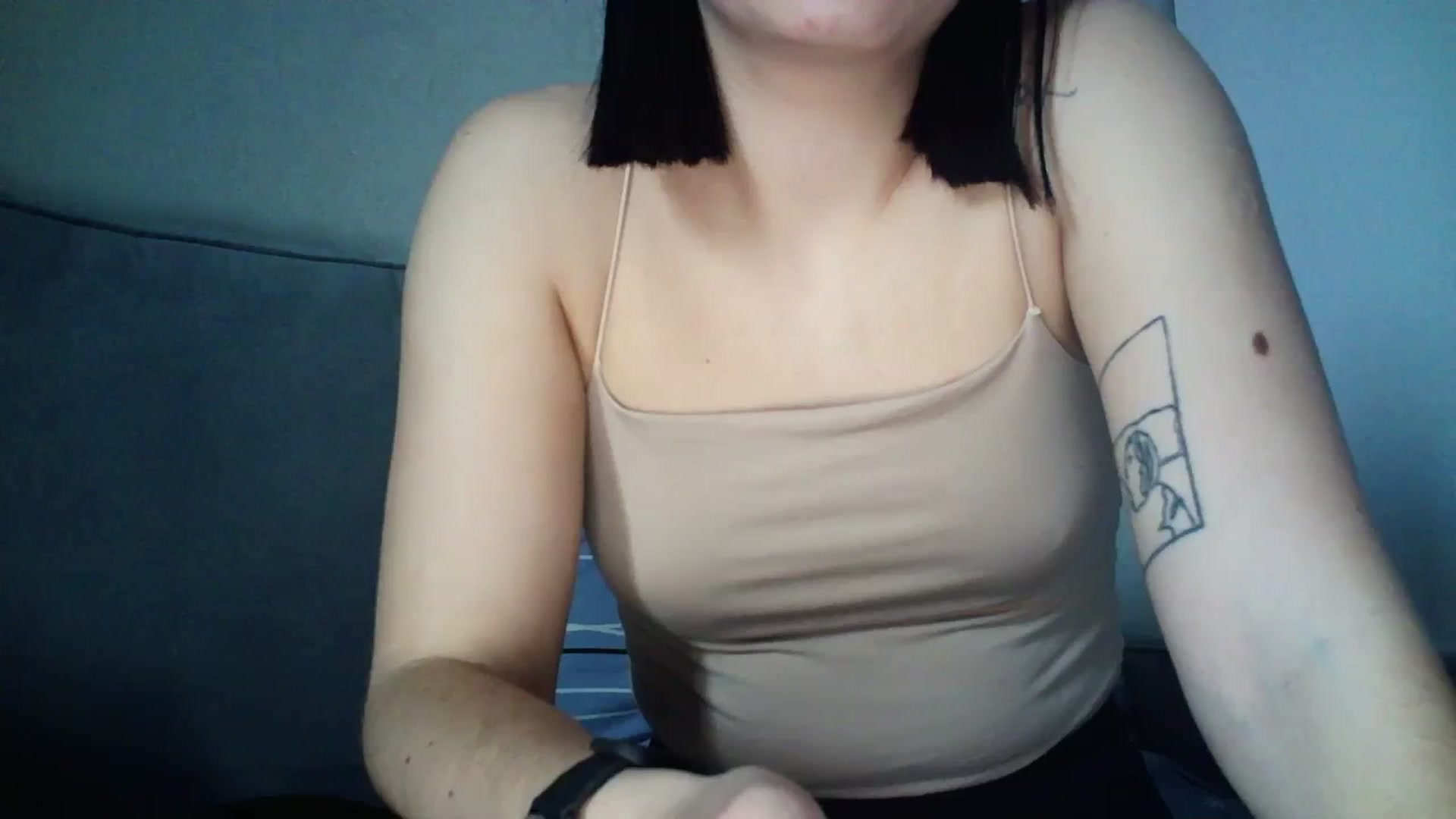 Gallery image thumbnail from flower_girll's myfreecams stream on, 03/12/2024, 13:16 image 9 of 20