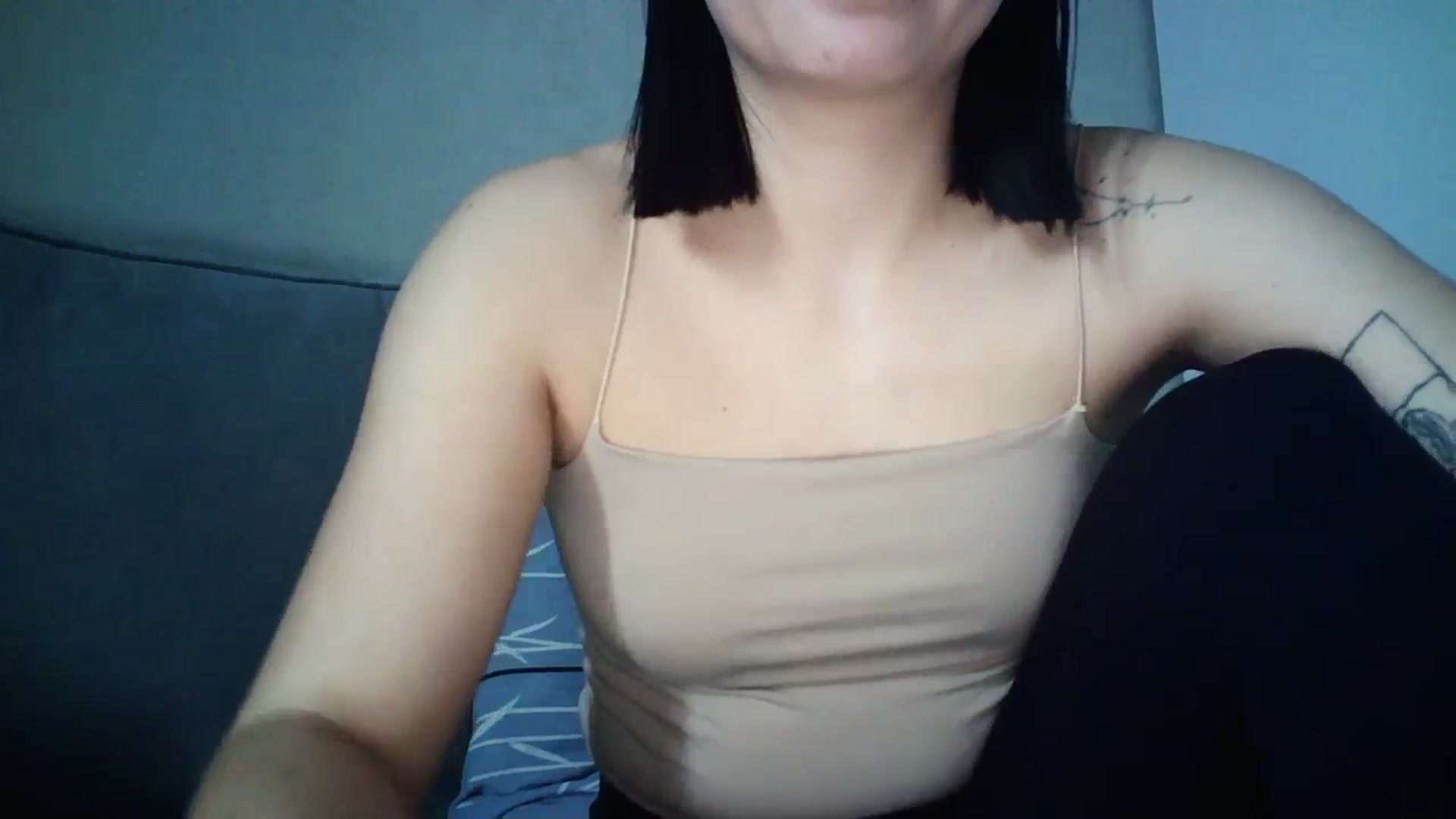 Gallery image thumbnail from flower_girll's myfreecams stream on, 03/12/2024, 13:16 image 16 of 20