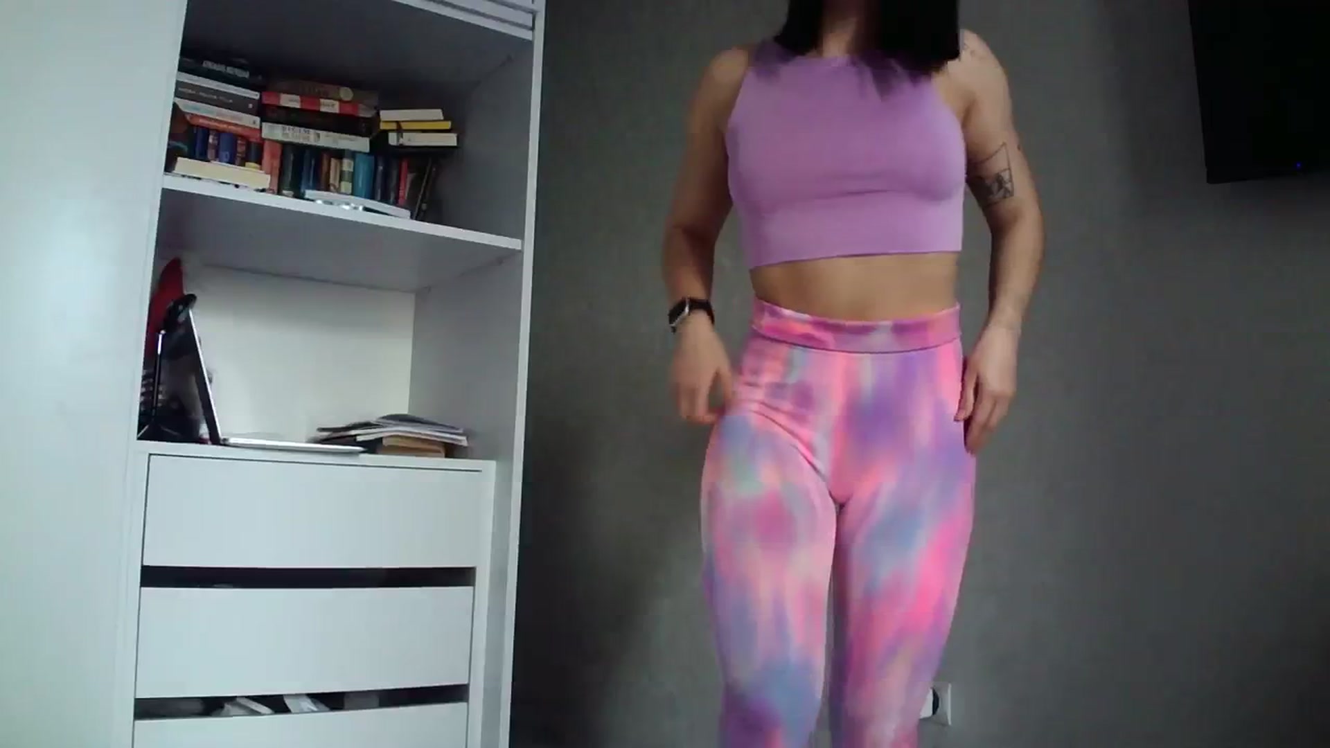 Gallery image thumbnail from flower_girll's myfreecams stream on, 03/15/2024, 12:03 image 18 of 20