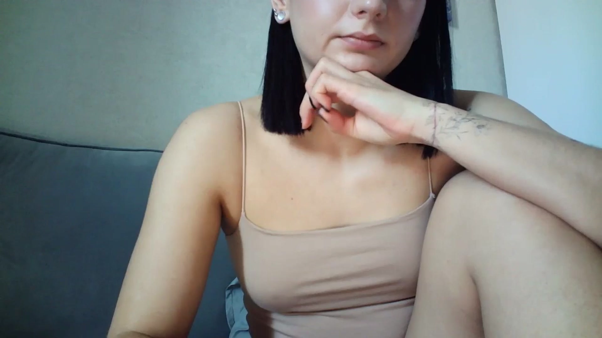 Gallery image thumbnail from flower_girll's myfreecams stream on, 03/27/2024, 11:30 image 15 of 20