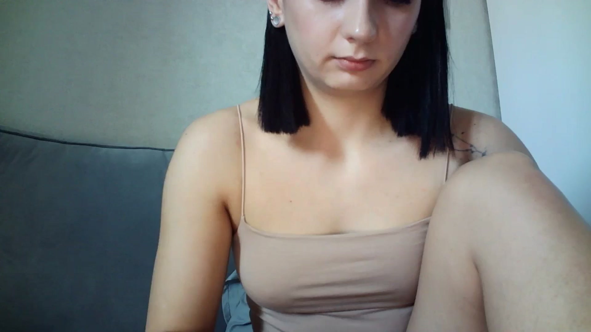 Gallery image thumbnail from flower_girll's myfreecams stream on, 03/27/2024, 11:30 image 14 of 20