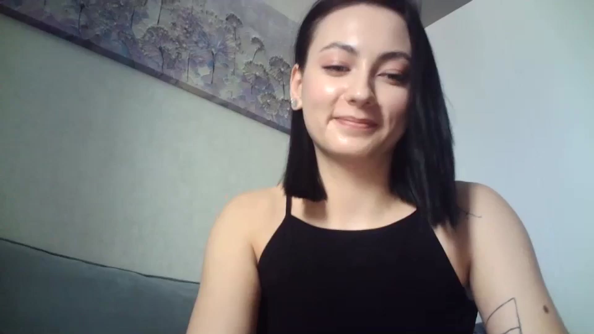 Gallery image thumbnail from flower_girll's myfreecams stream on, 04/01/2024, 12:14 image 9 of 20
