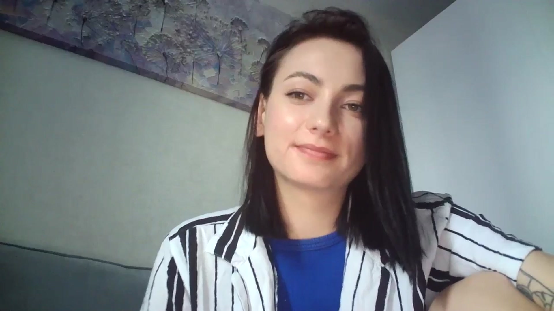 Gallery image thumbnail from flower_girll's myfreecams stream on, 04/25/2024, 12:40 image 3 of 20