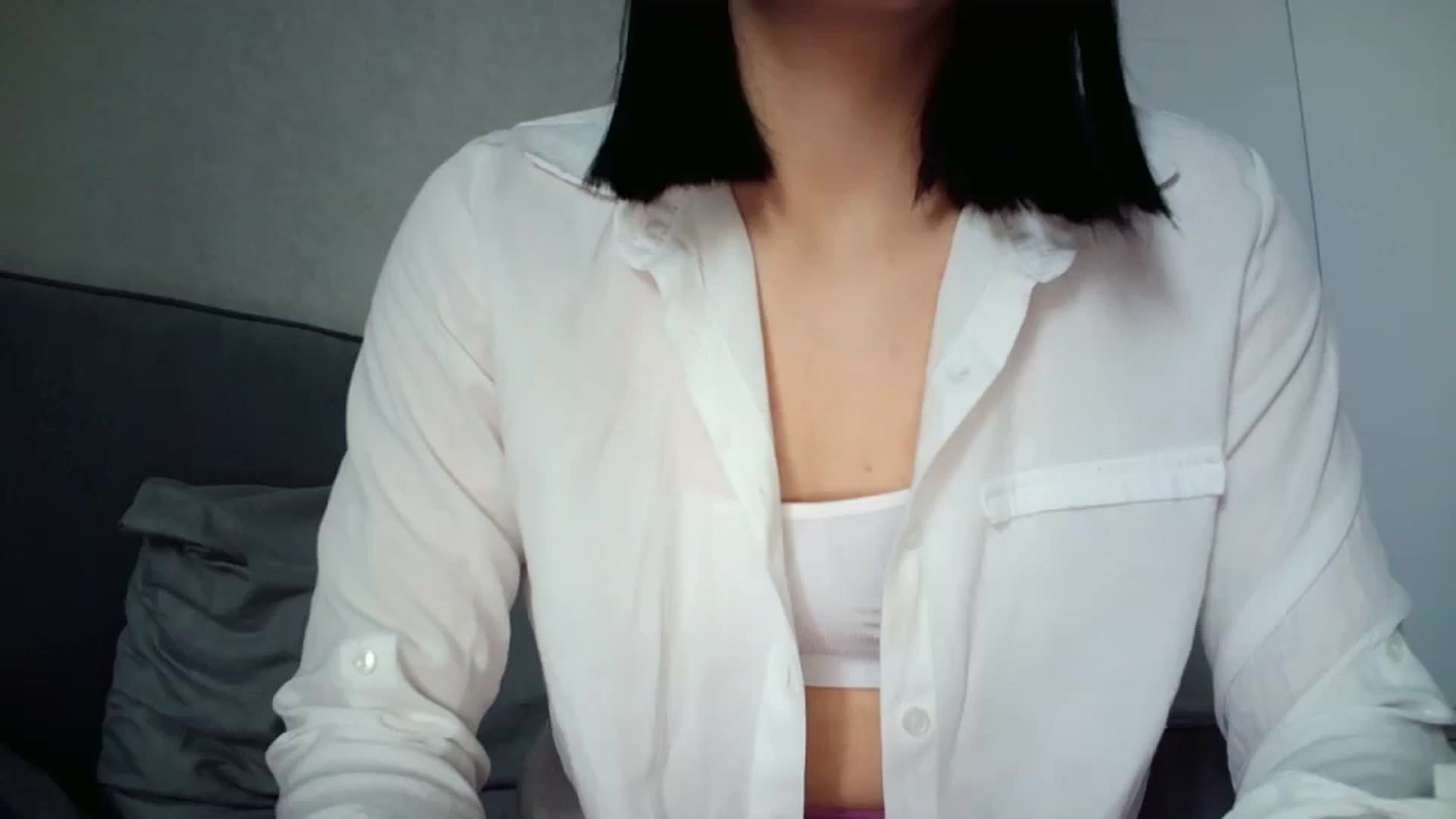Gallery image thumbnail from flower_girll's myfreecams stream on, 05/14/2024, 11:08 image 10 of 20