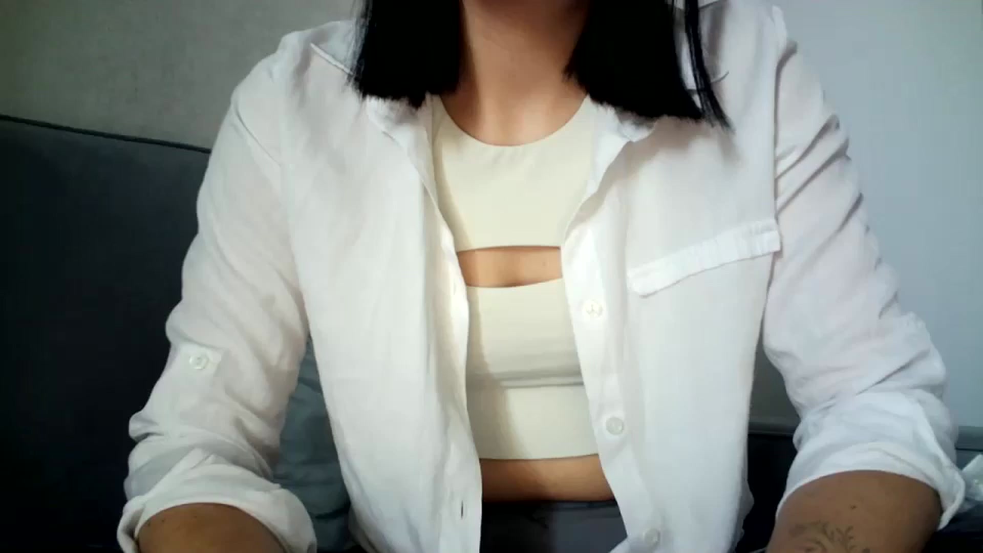 Gallery image thumbnail from flower_girll's myfreecams stream on, 05/15/2024, 09:57 image 6 of 20