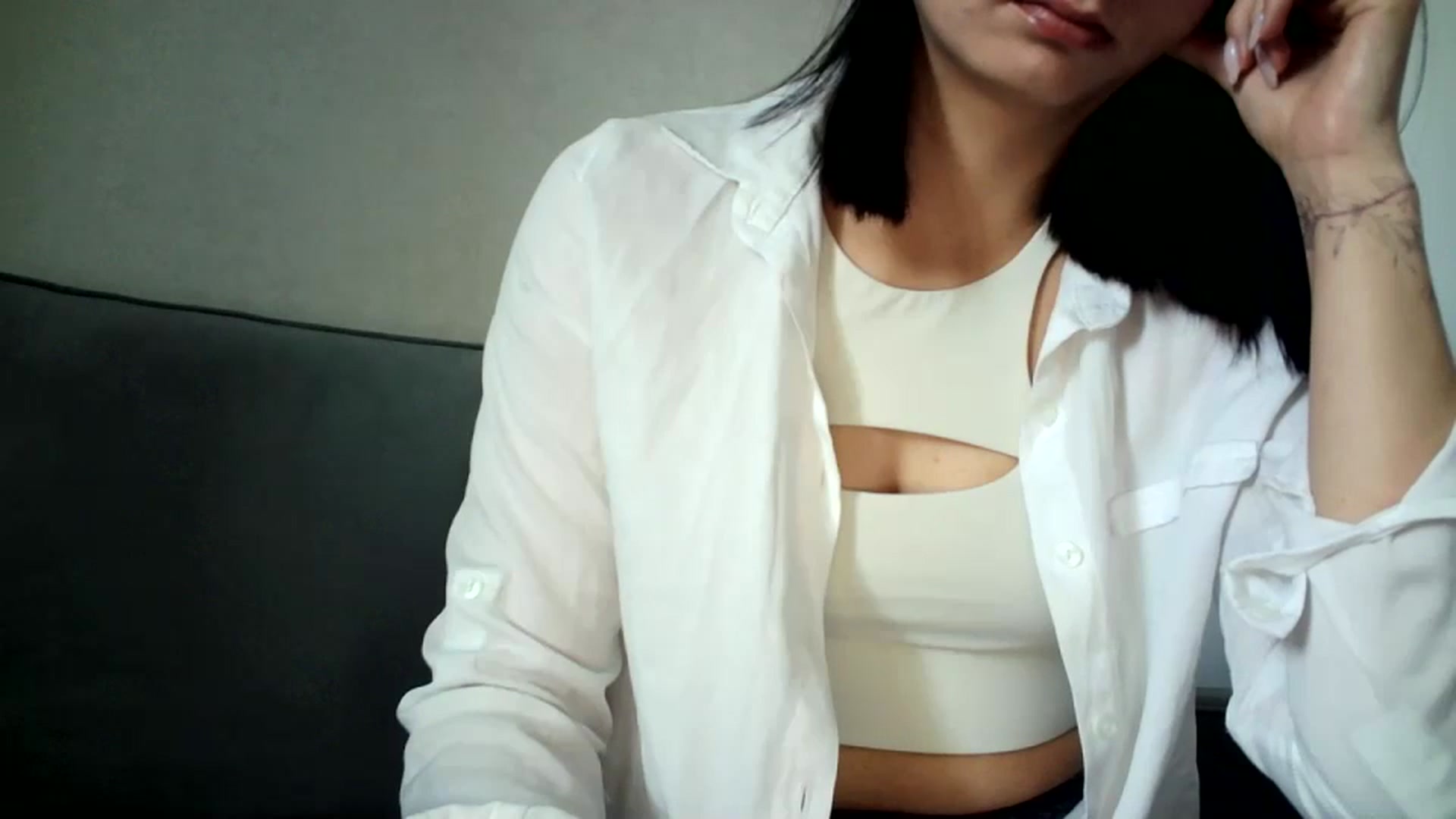 Gallery image thumbnail from flower_girll's myfreecams stream on, 05/15/2024, 09:57 image 18 of 20