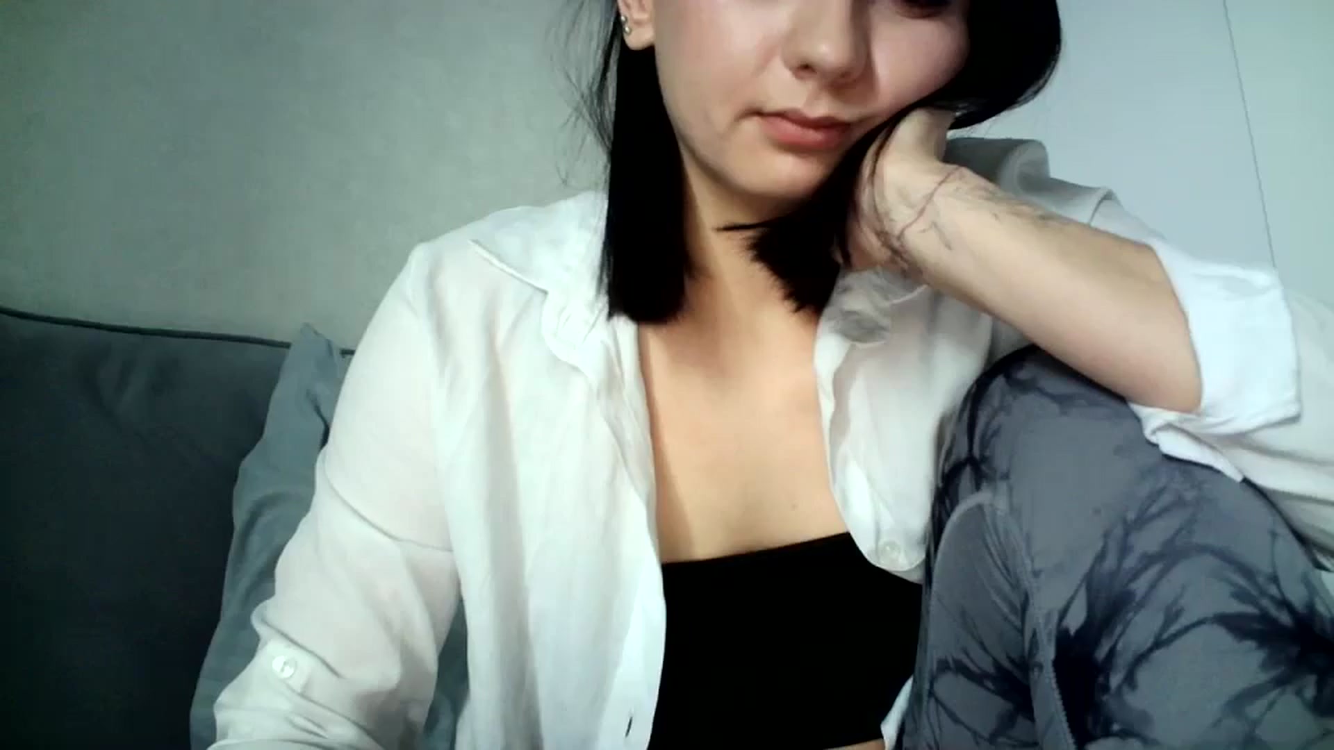 Gallery image thumbnail from flower_girll's myfreecams stream on, 05/16/2024, 10:04 image 18 of 20