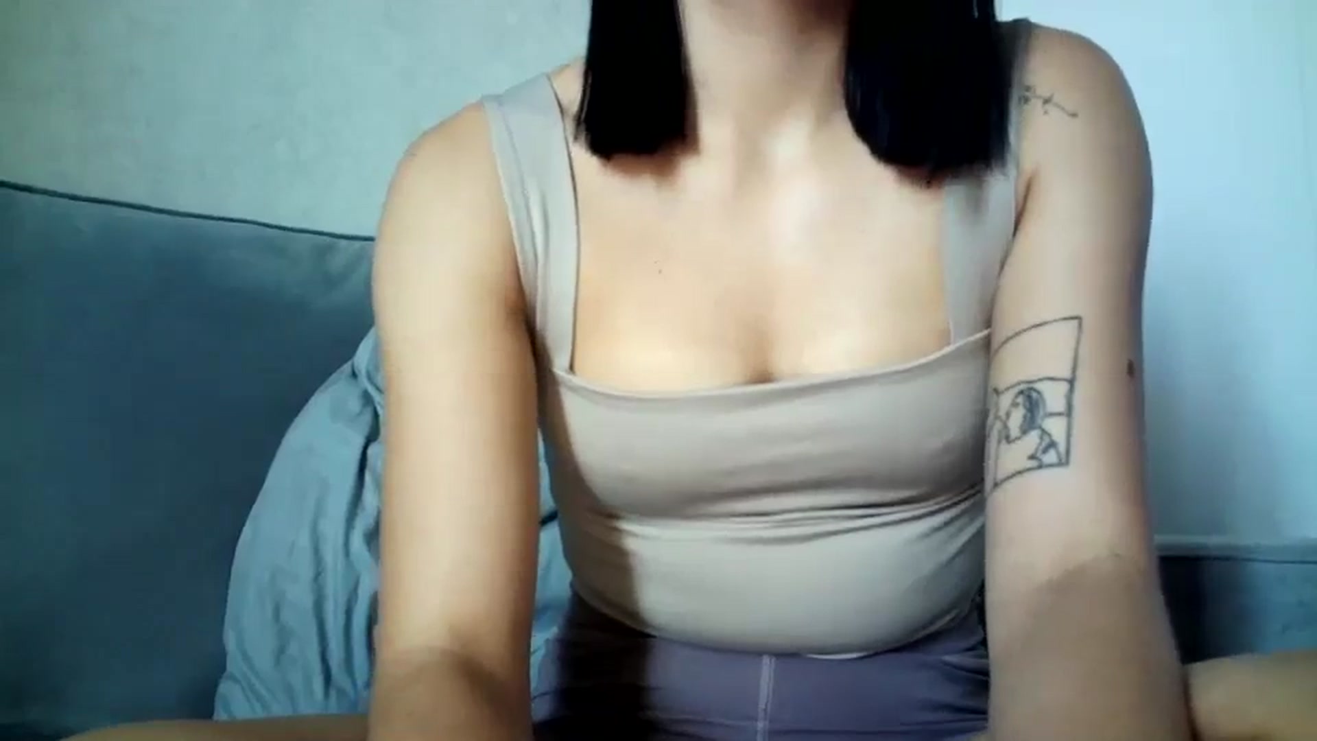 Gallery image thumbnail from flower_girll's myfreecams stream on, 06/13/2024, 09:15 image 7 of 20