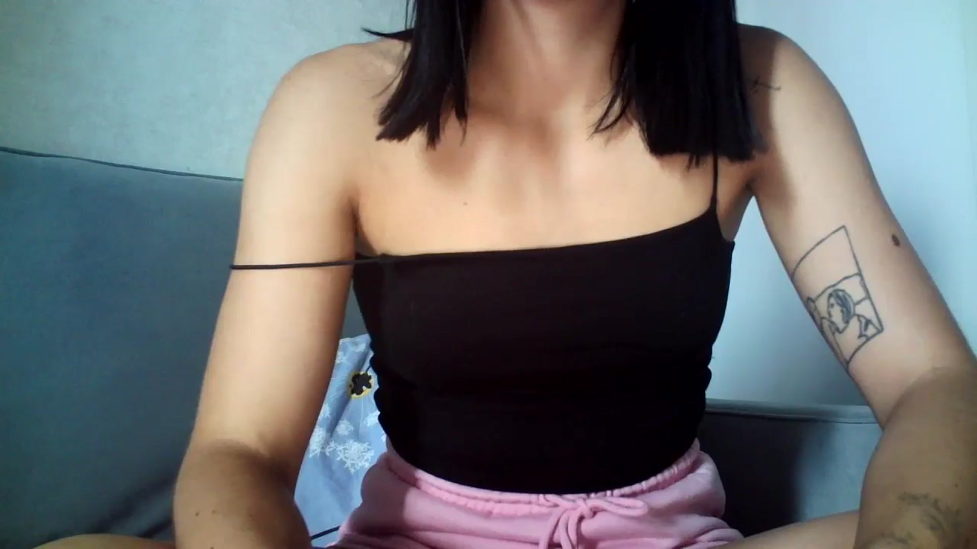 Gallery image thumbnail from flower_girll's myfreecams stream on, 07/05/2024, 11:52 image 5 of 20