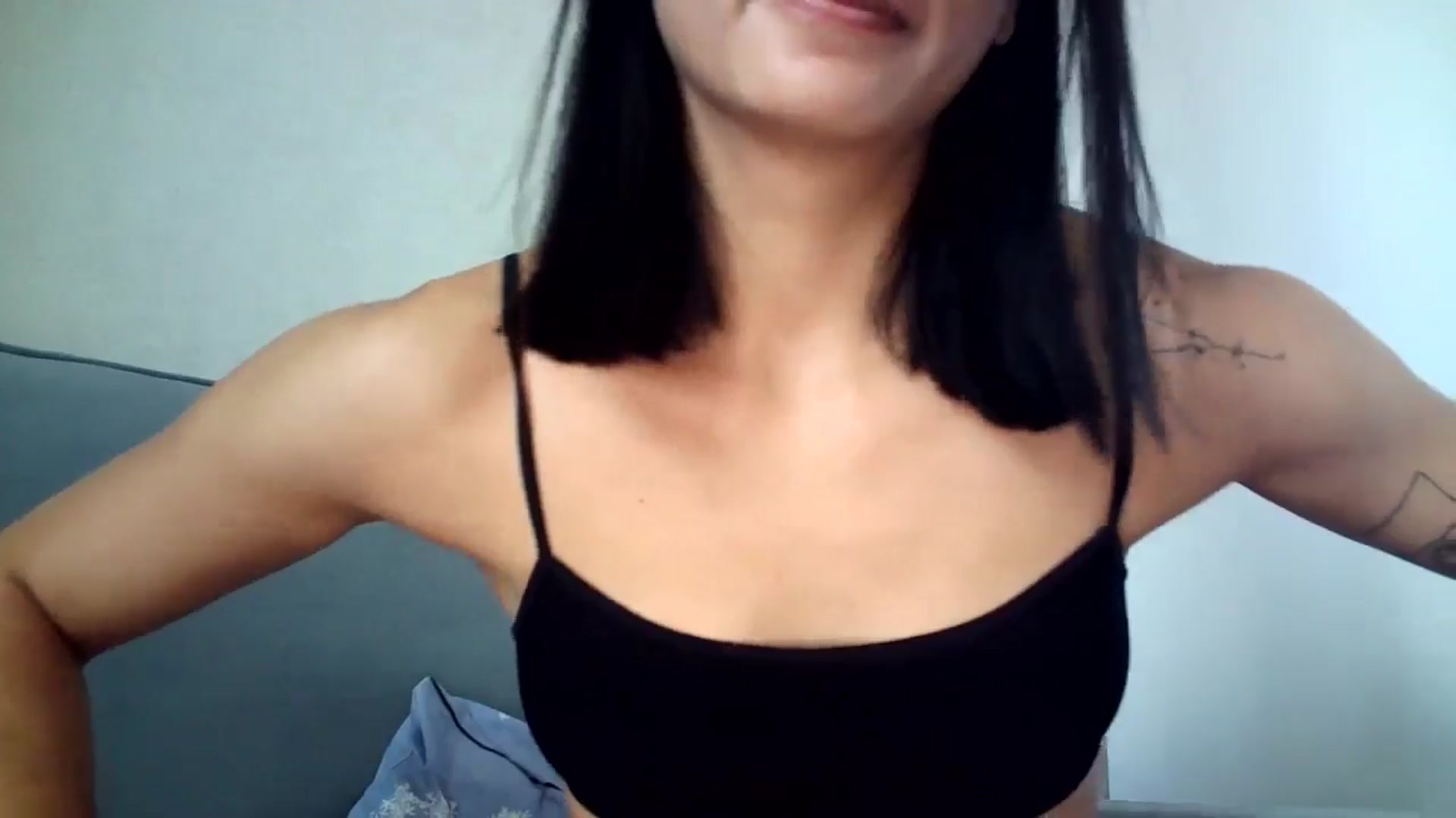 Gallery image thumbnail from flower_girll's myfreecams stream on, 07/11/2024, 11:36 image 3 of 20