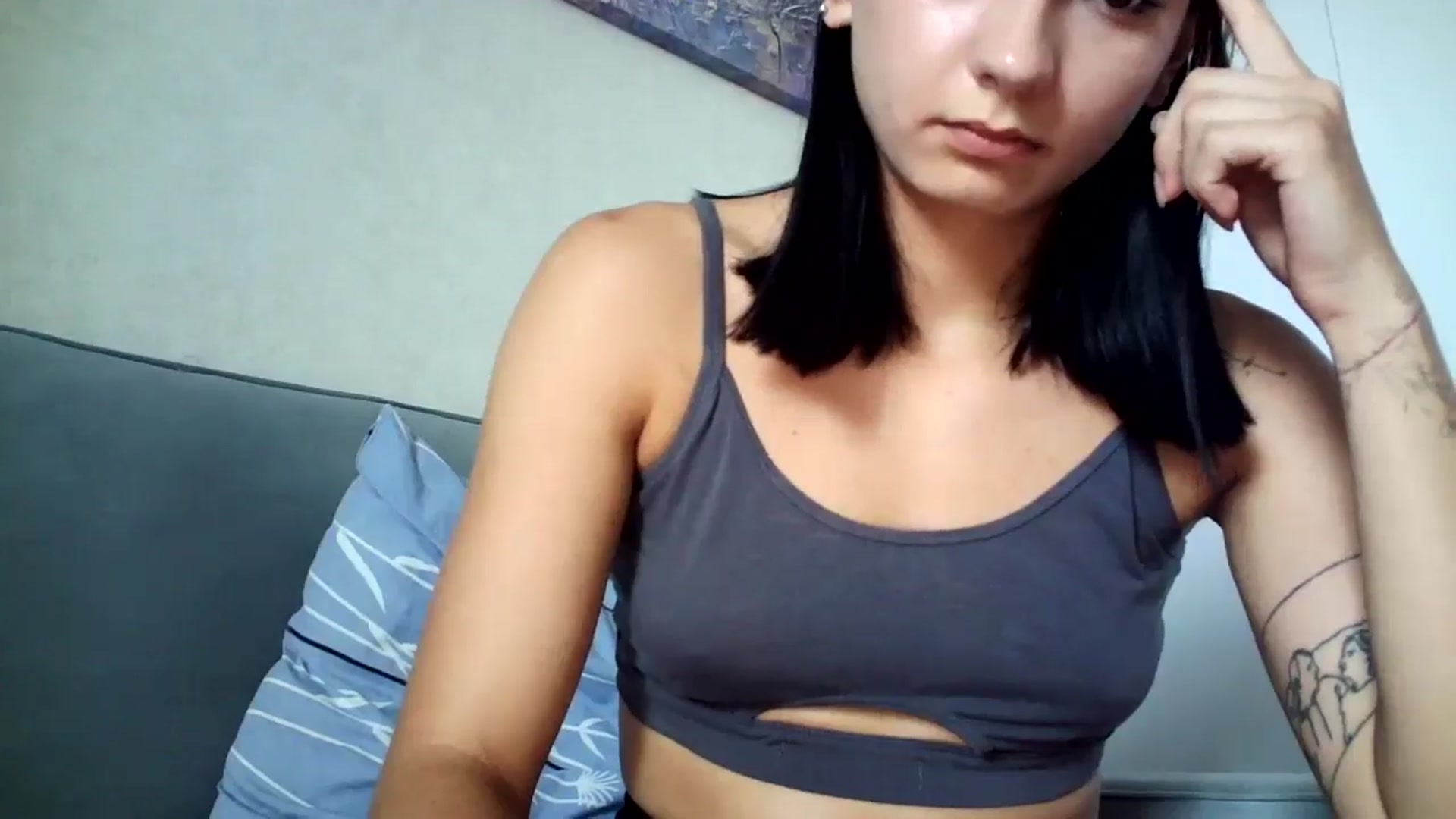 Gallery image thumbnail from flower_girll's myfreecams stream on, 07/12/2024, 13:12 image 7 of 20