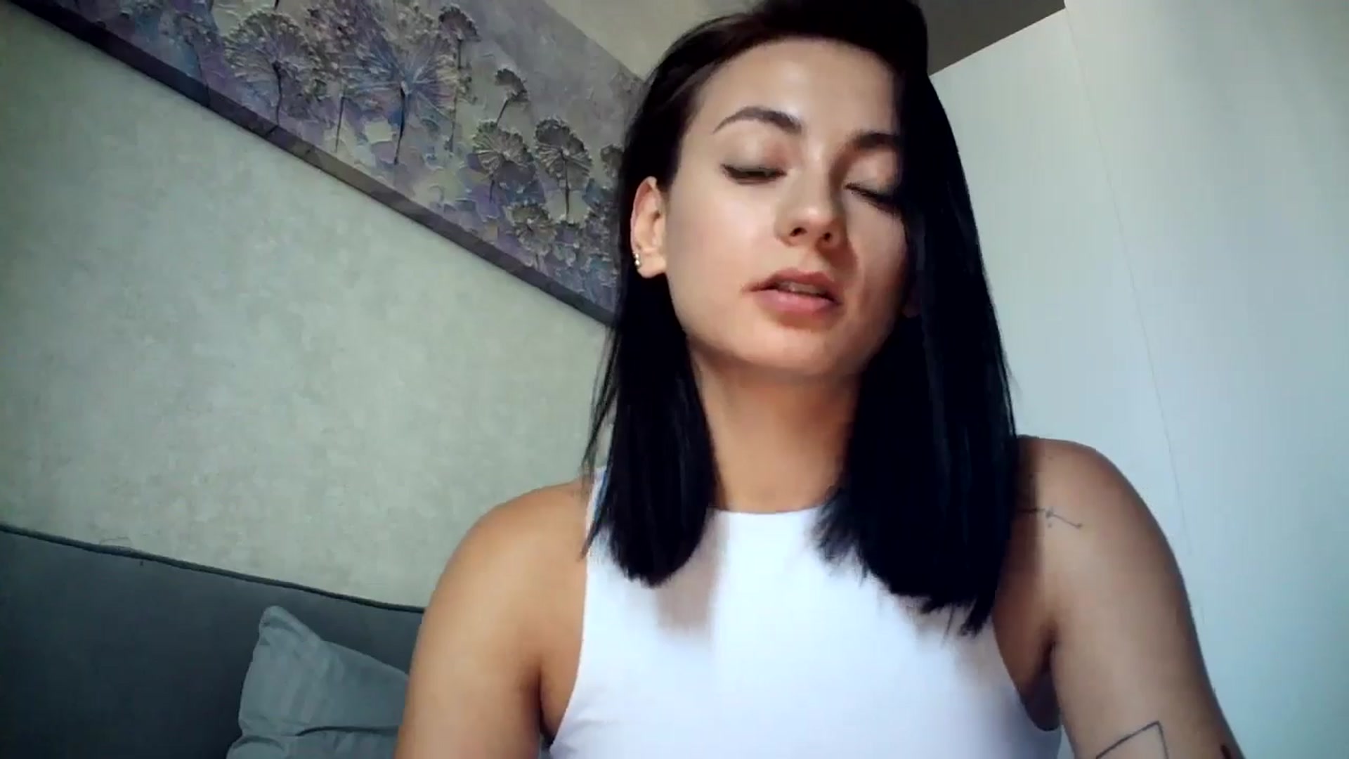 Gallery image thumbnail from flower_girll's myfreecams stream on, 07/15/2024, 11:24 image 4 of 20