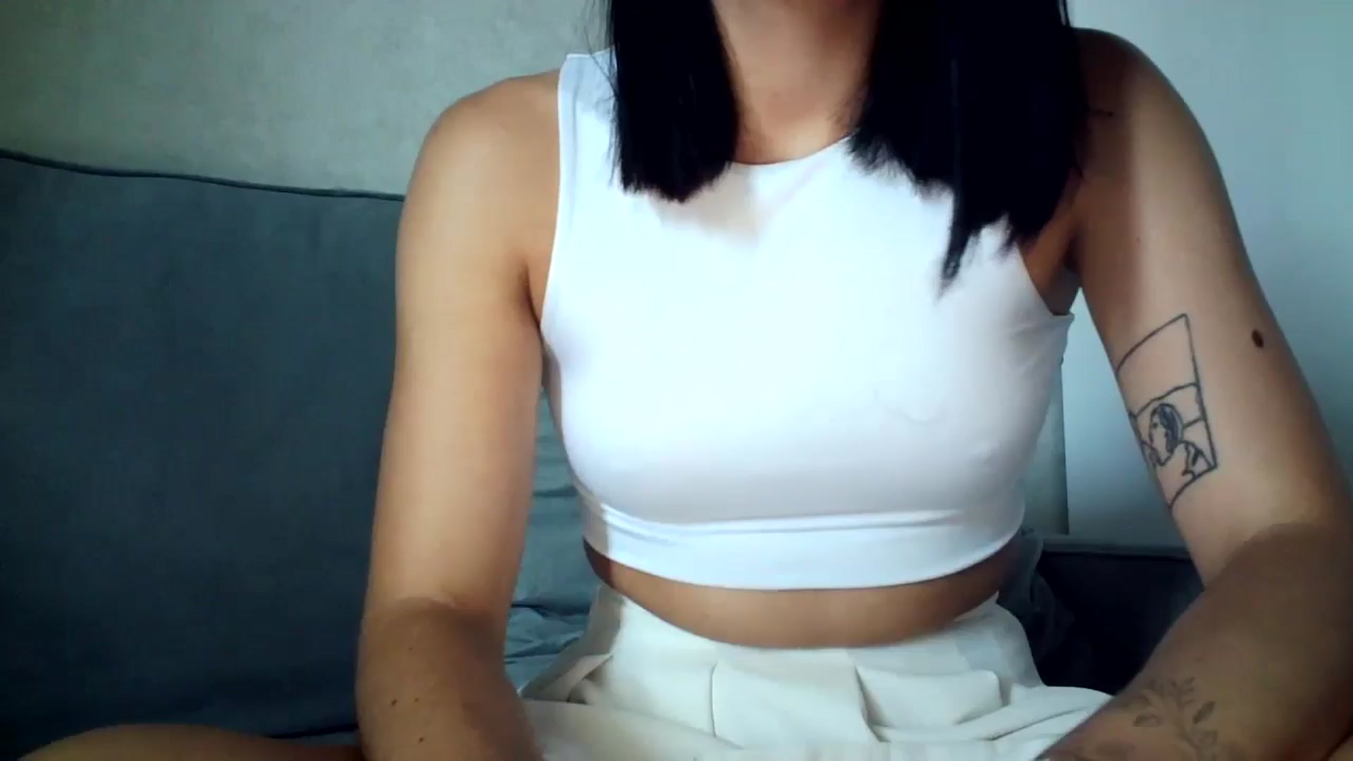 Gallery image thumbnail from flower_girll's myfreecams stream on, 07/15/2024, 11:54 image 4 of 20