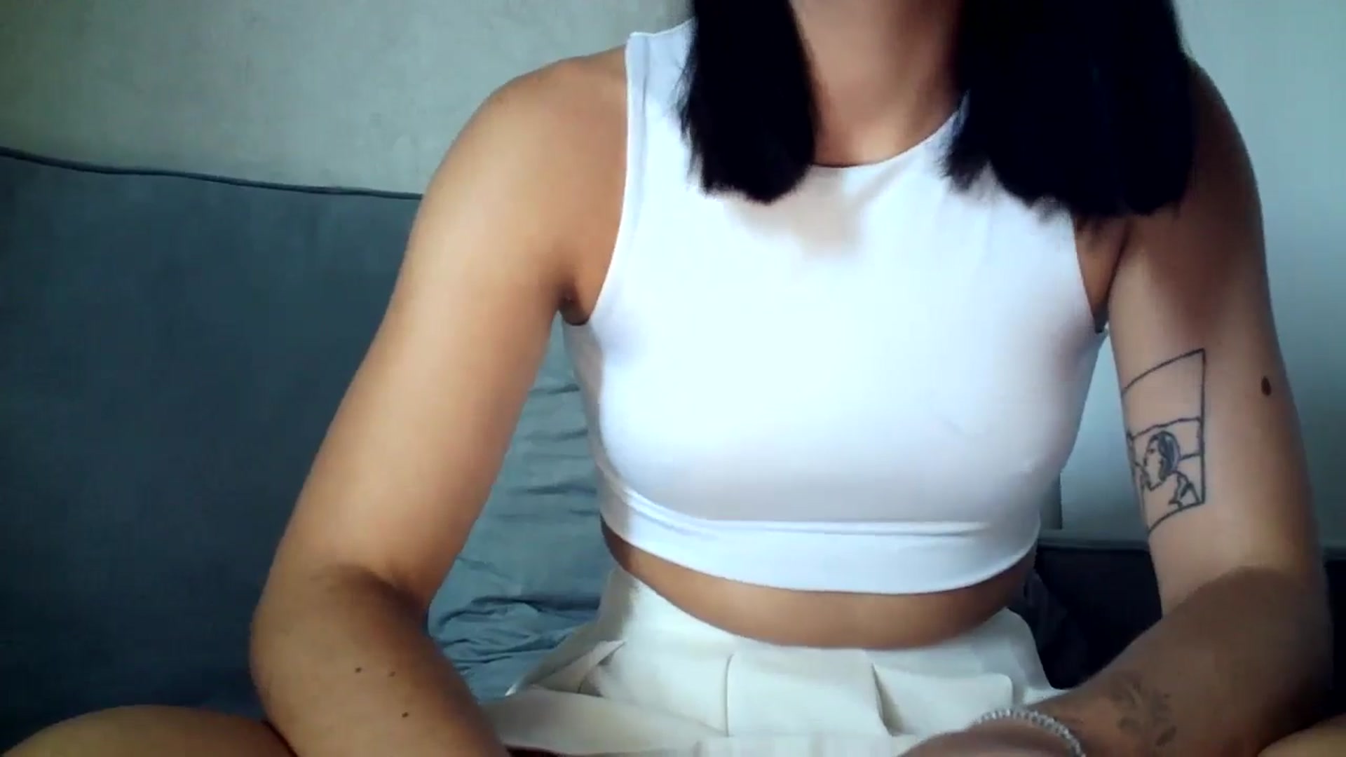Gallery image thumbnail from flower_girll's myfreecams stream on, 07/15/2024, 11:54 image 5 of 20