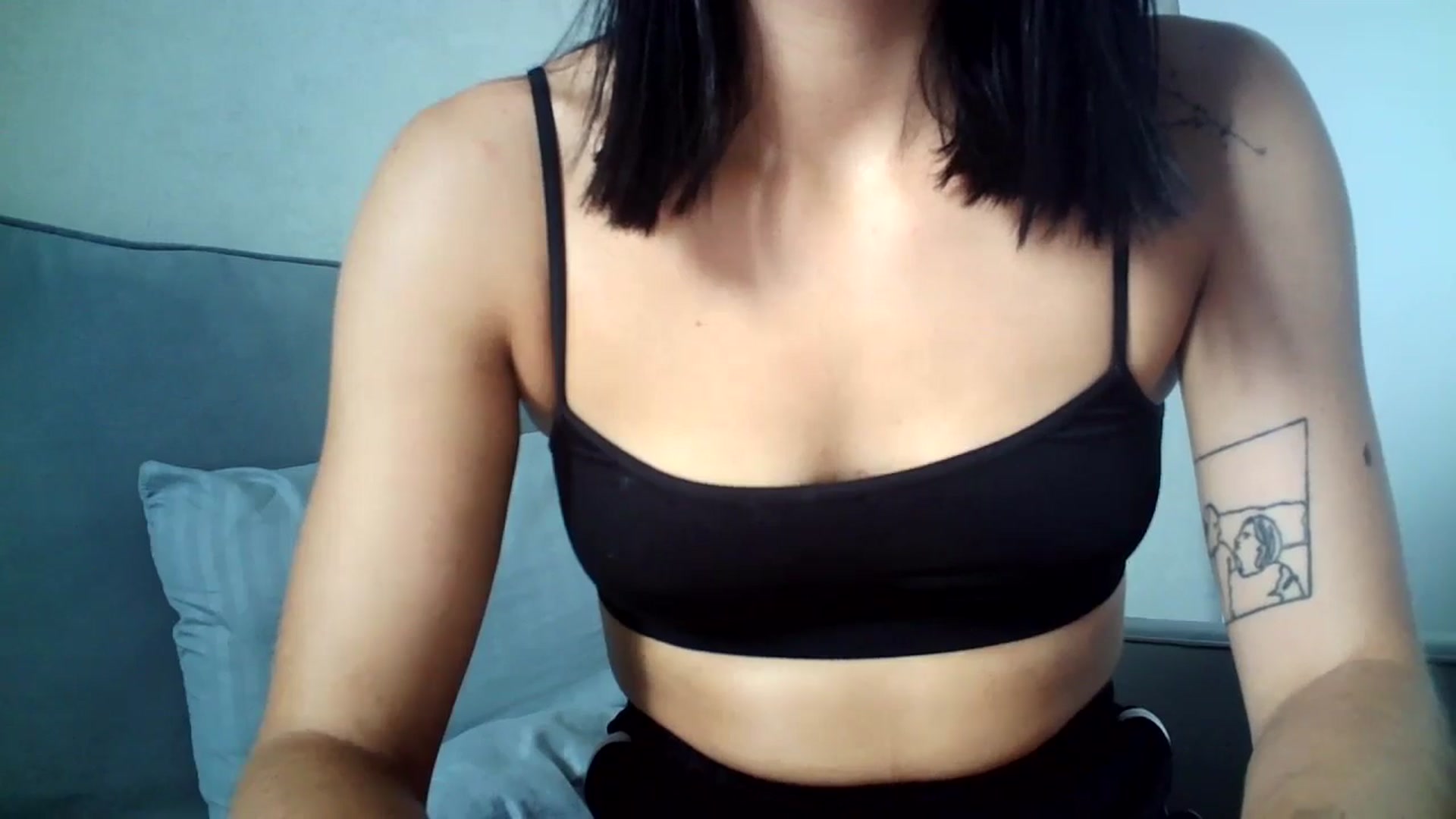 Gallery image thumbnail from flower_girll's myfreecams stream on, 07/17/2024, 10:38 image 20 of 20