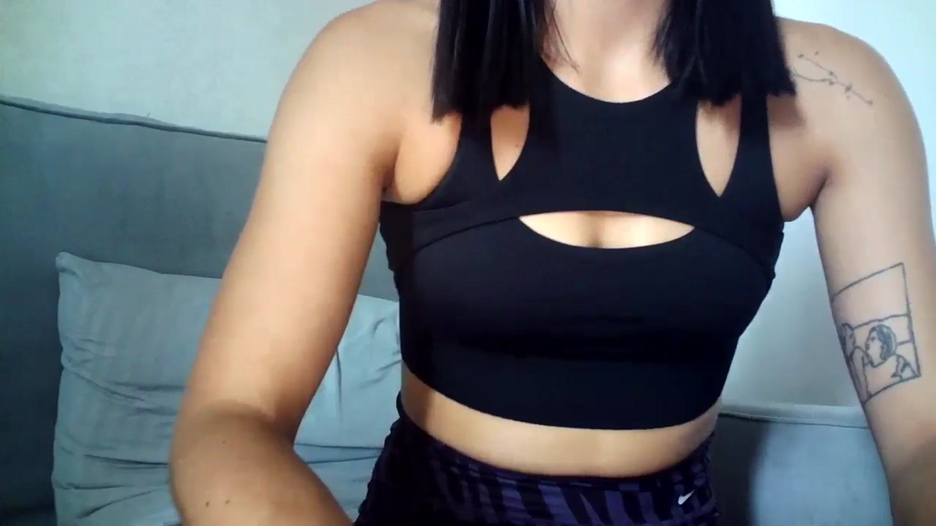 Gallery image thumbnail from flower_girll's myfreecams stream on, 08/02/2024, 09:56 image 4 of 20