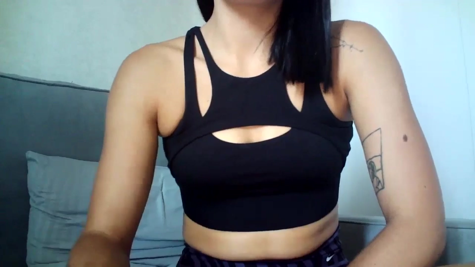 Gallery image thumbnail from flower_girll's myfreecams stream on, 08/02/2024, 09:56 image 13 of 20