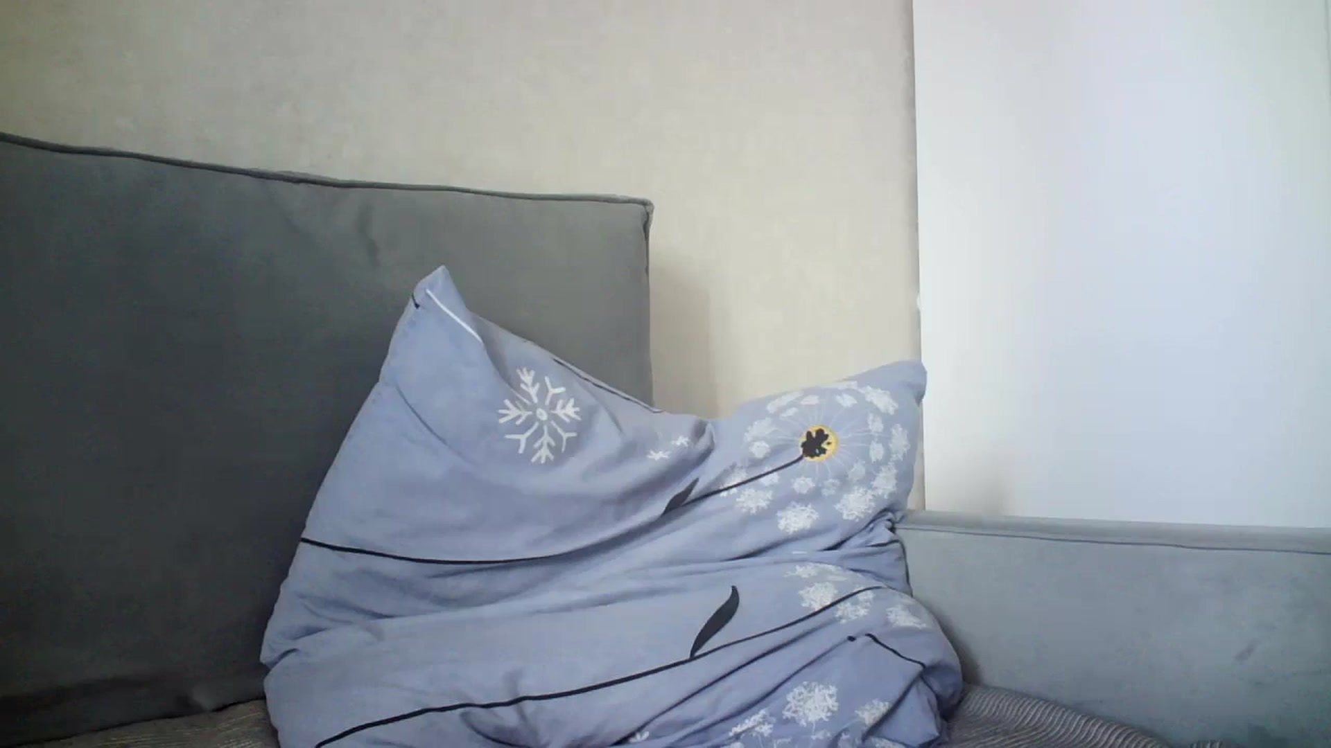 Gallery image thumbnail from flower_girll's myfreecams stream on, 08/12/2024, 10:33 image 18 of 20