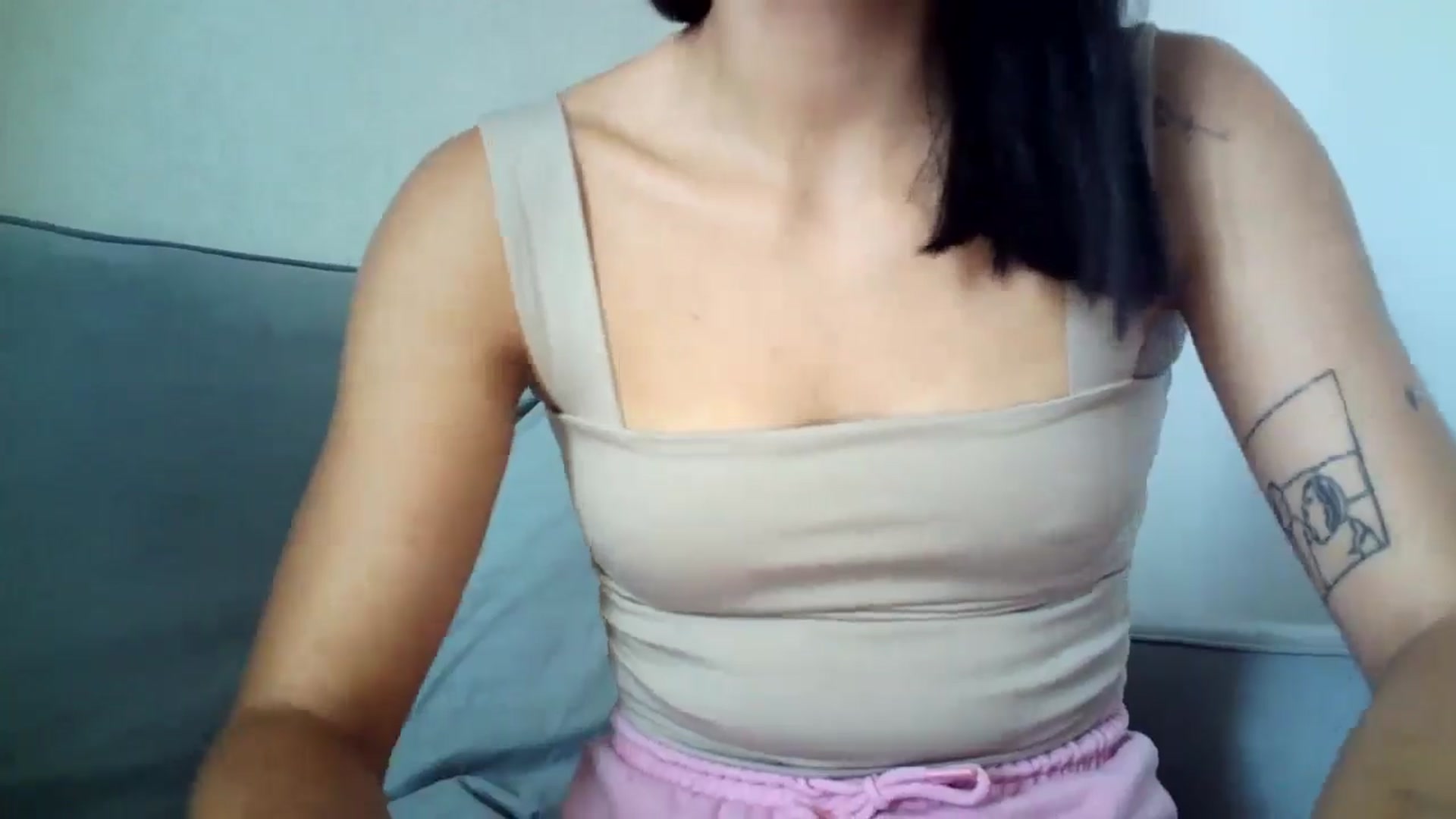 Gallery image thumbnail from flower_girll's myfreecams stream on, 08/30/2024, 11:10 image 16 of 20
