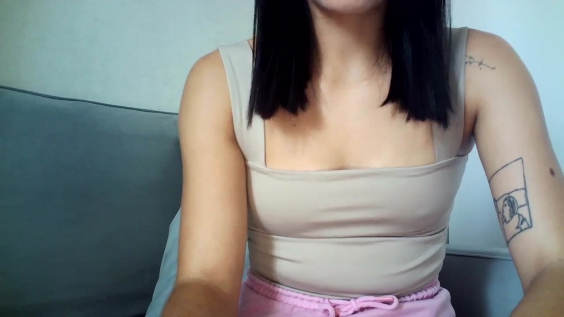 Gallery image thumbnail from flower_girll's myfreecams stream on, 08/30/2024, 11:10 image 11 of 20