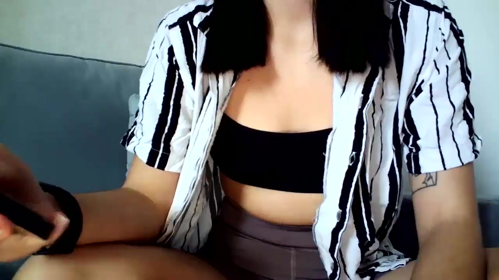 Gallery image thumbnail from flower_girll's myfreecams stream on, 10/01/2024, 10:03 image 20 of 20
