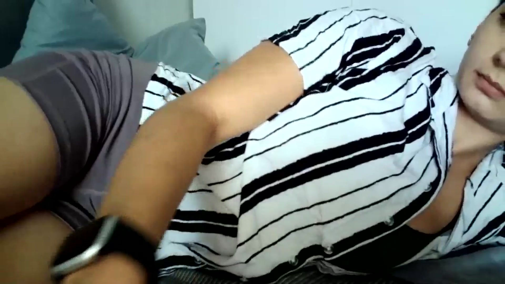 Gallery image thumbnail from flower_girll's myfreecams stream on, 10/01/2024, 12:14 image 15 of 20