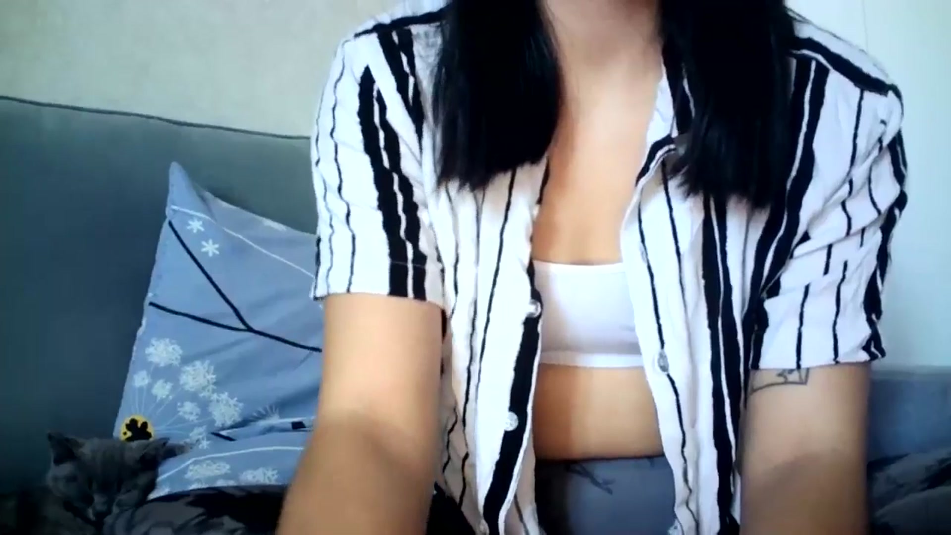 Gallery image thumbnail from flower_girll's myfreecams stream on, 10/24/2024, 10:47 image 7 of 20