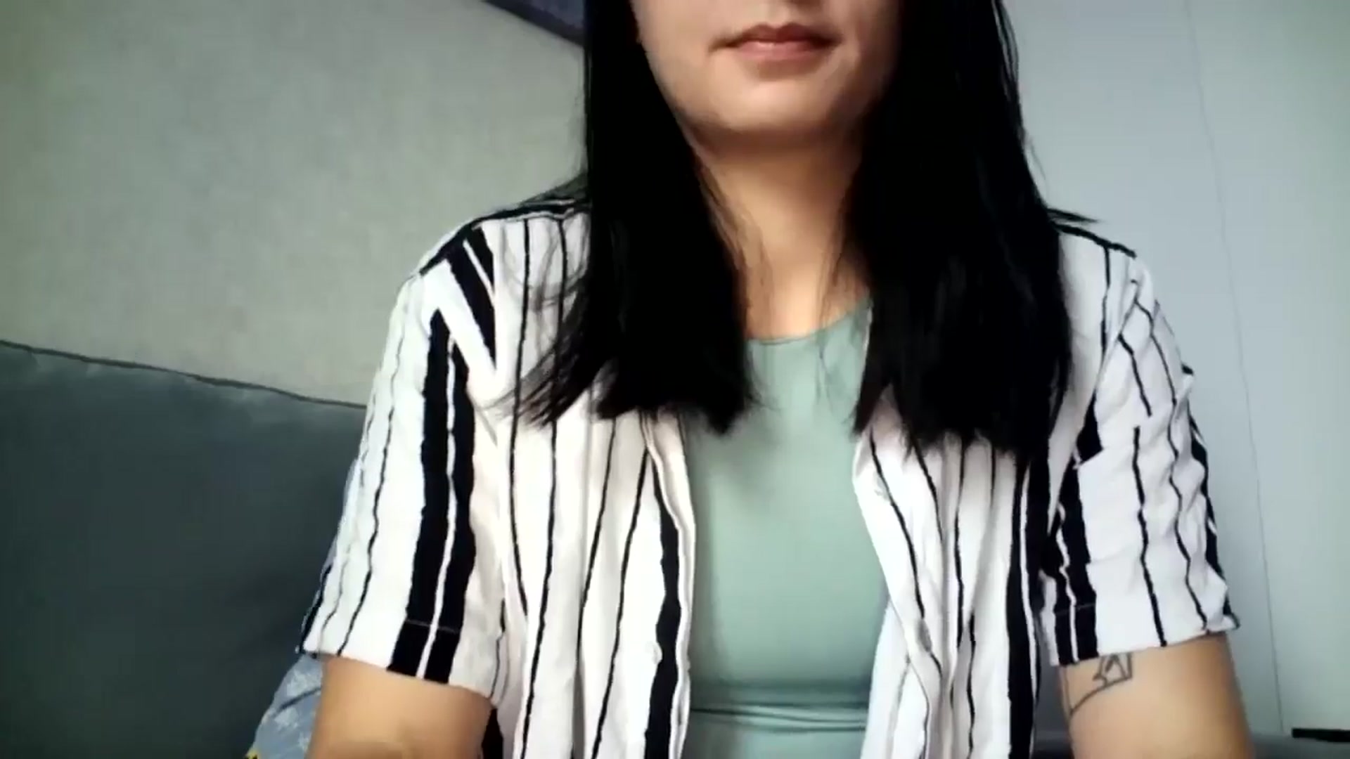 Gallery image thumbnail from flower_girll's myfreecams stream on, 10/25/2024, 10:39 image 3 of 20