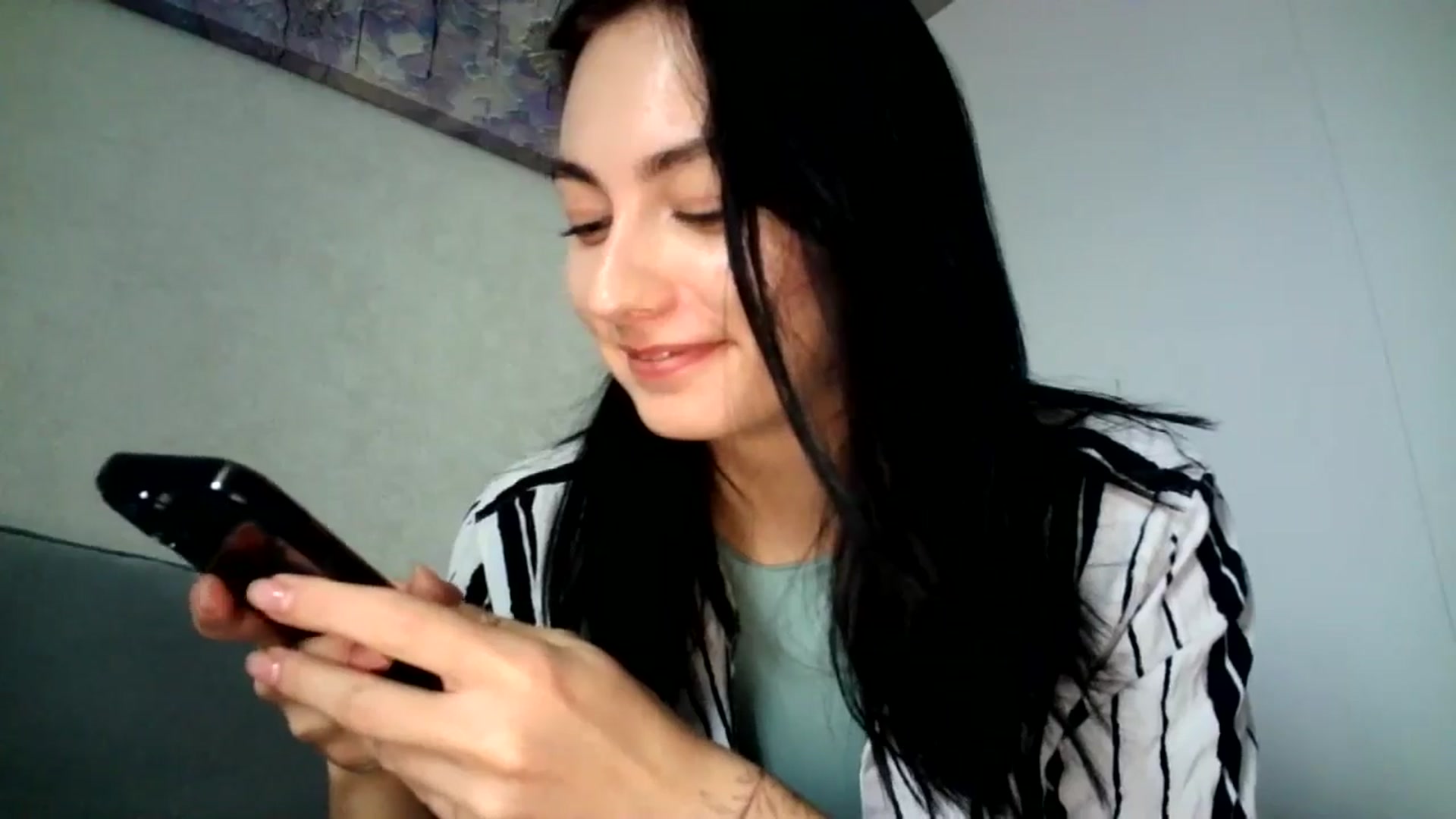 Gallery image thumbnail from flower_girll's myfreecams stream on, 10/25/2024, 13:22 image 6 of 20