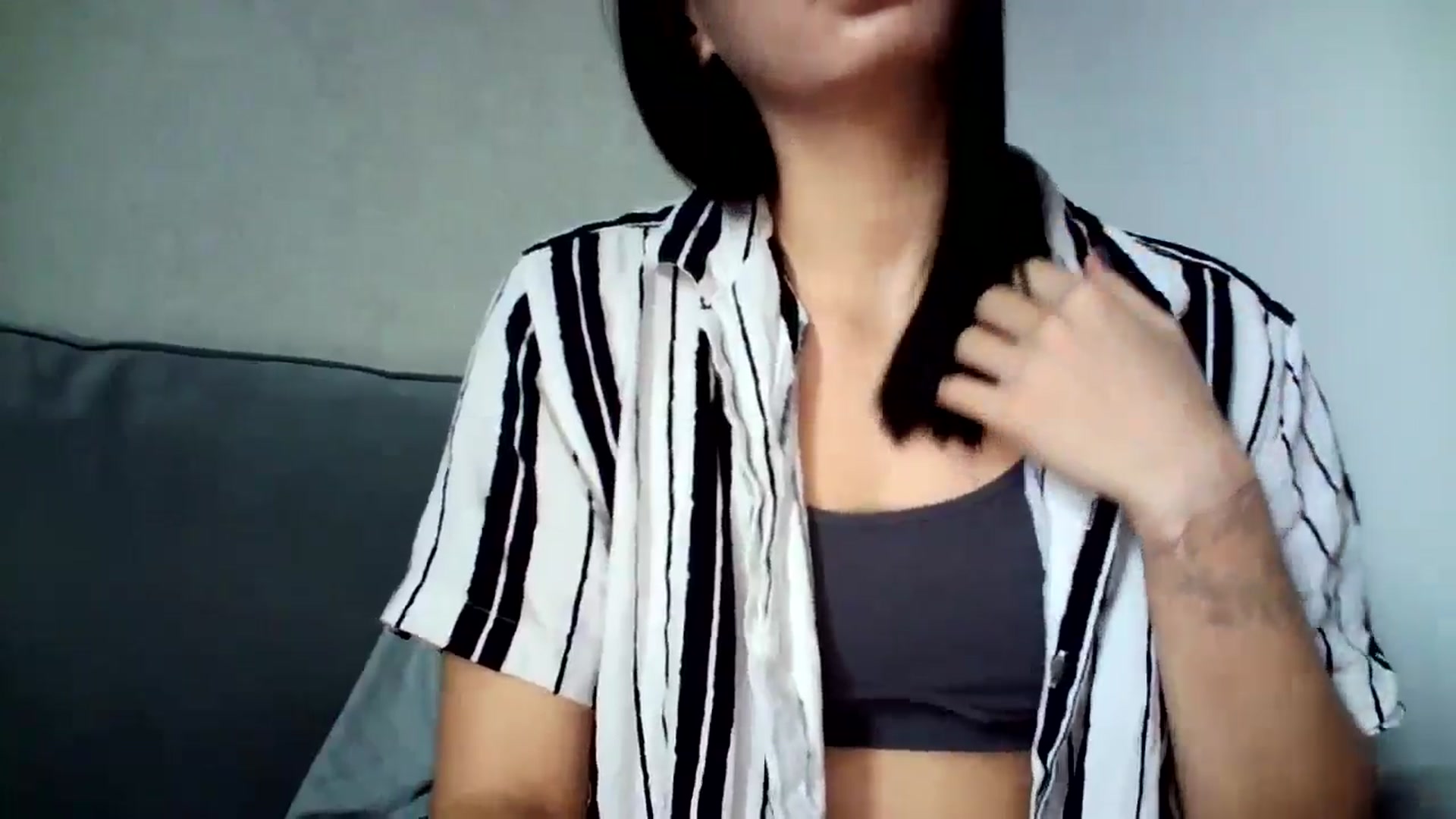 Gallery image thumbnail from flower_girll's myfreecams stream on, 11/18/2024, 11:06 image 16 of 20