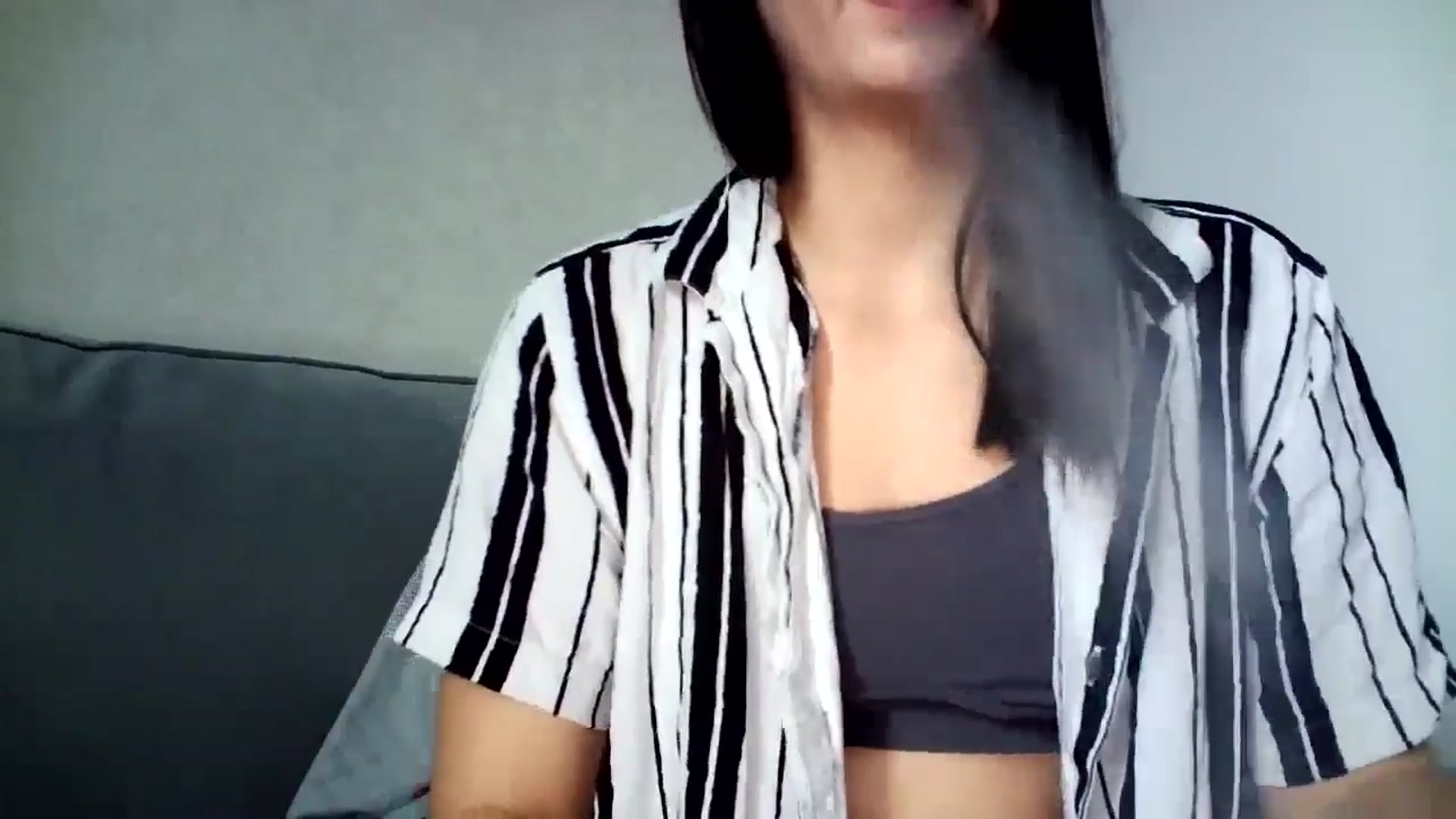 Gallery image thumbnail from flower_girll's myfreecams stream on, 11/18/2024, 11:06 image 18 of 20