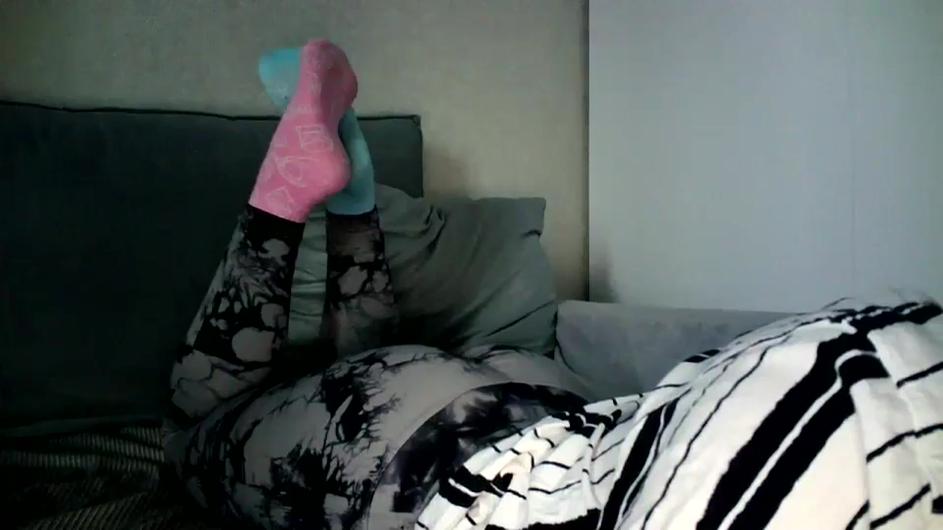 Gallery image thumbnail from flower_girll's myfreecams stream on, 11/22/2024, 12:25 image 11 of 20