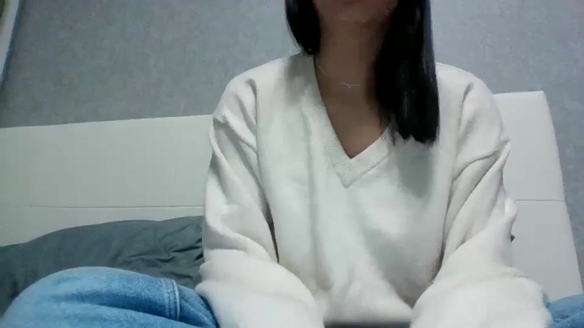 Gallery image thumbnail from flower_girll's myfreecams stream on, 12/05/2024, 11:24 image 5 of 20