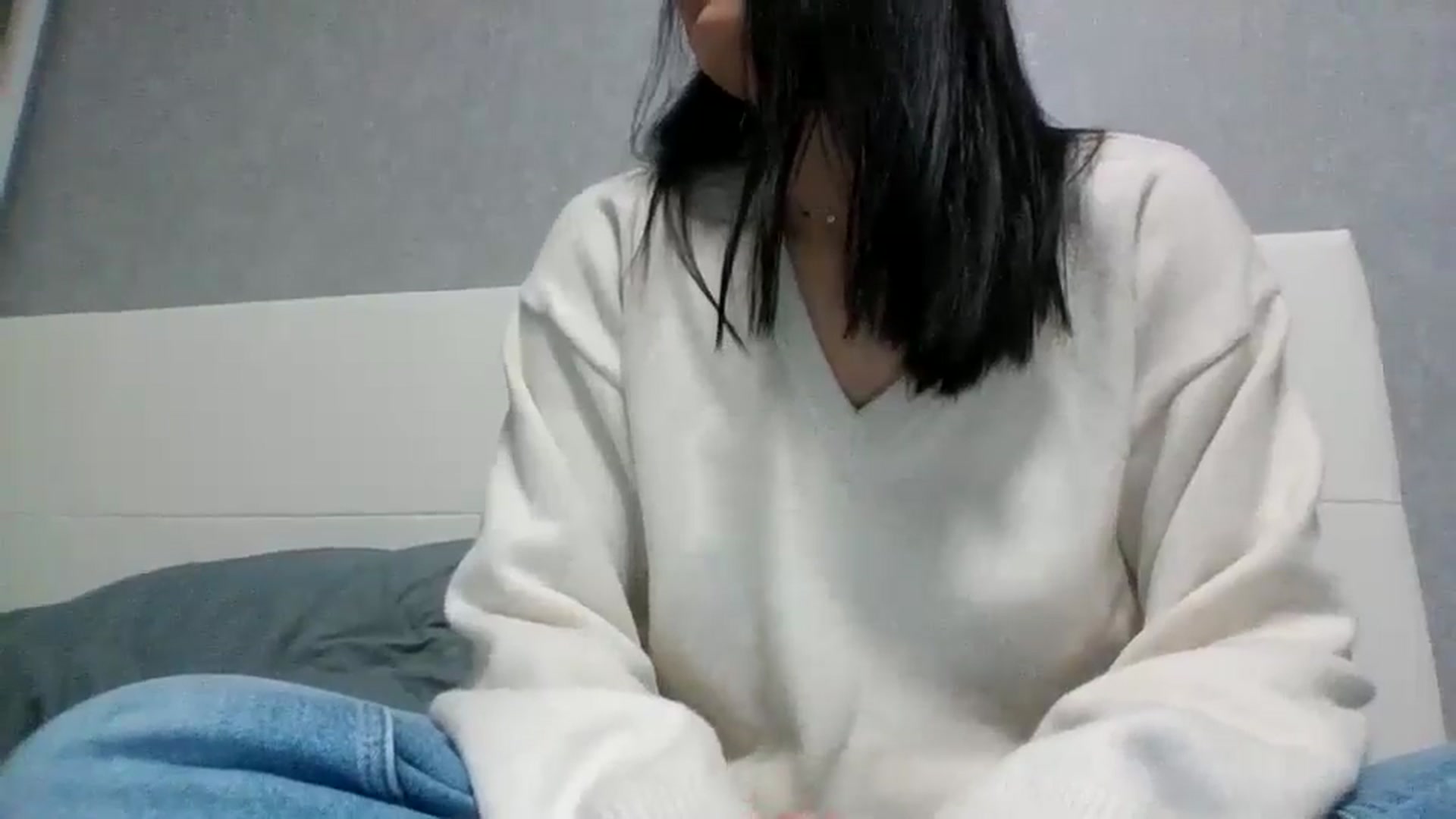 Gallery image thumbnail from flower_girll's myfreecams stream on, 12/05/2024, 11:24 image 9 of 20