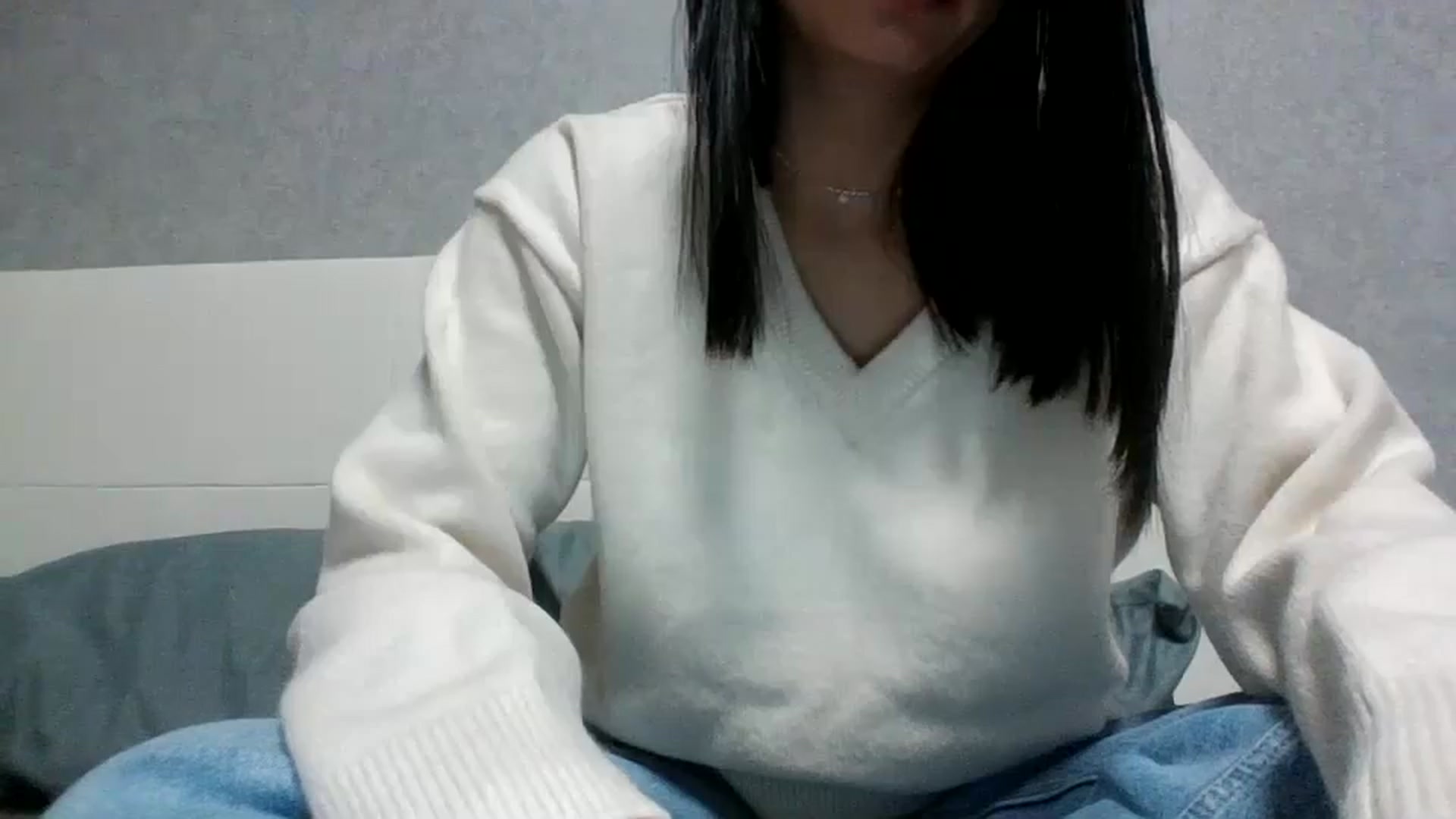 Gallery image thumbnail from flower_girll's myfreecams stream on, 12/05/2024, 13:34 image 9 of 20
