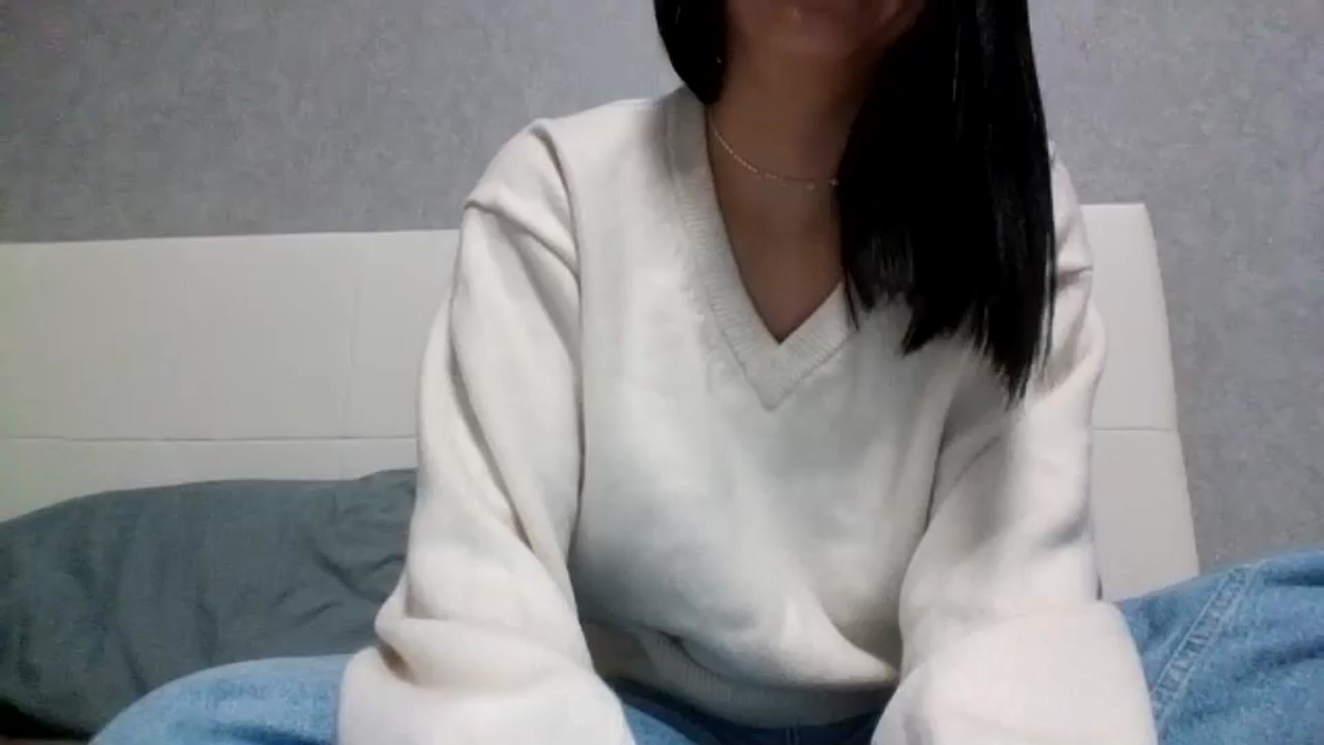 Gallery image thumbnail from flower_girll's myfreecams stream on, 12/05/2024, 13:34 image 1 of 20
