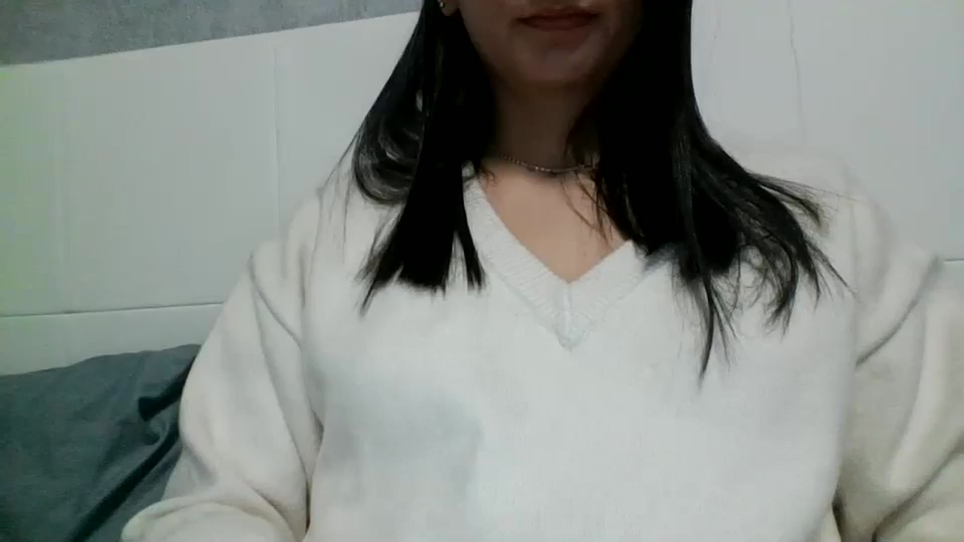 Gallery image thumbnail from flower_girll's myfreecams stream on, 12/05/2024, 13:34 image 19 of 20