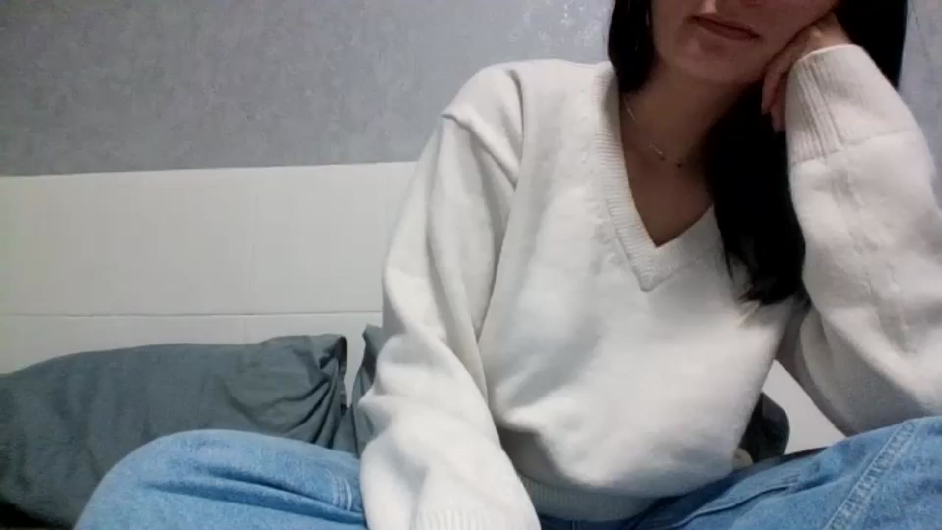 Gallery image thumbnail from flower_girll's myfreecams stream on, 12/05/2024, 13:34 image 2 of 20