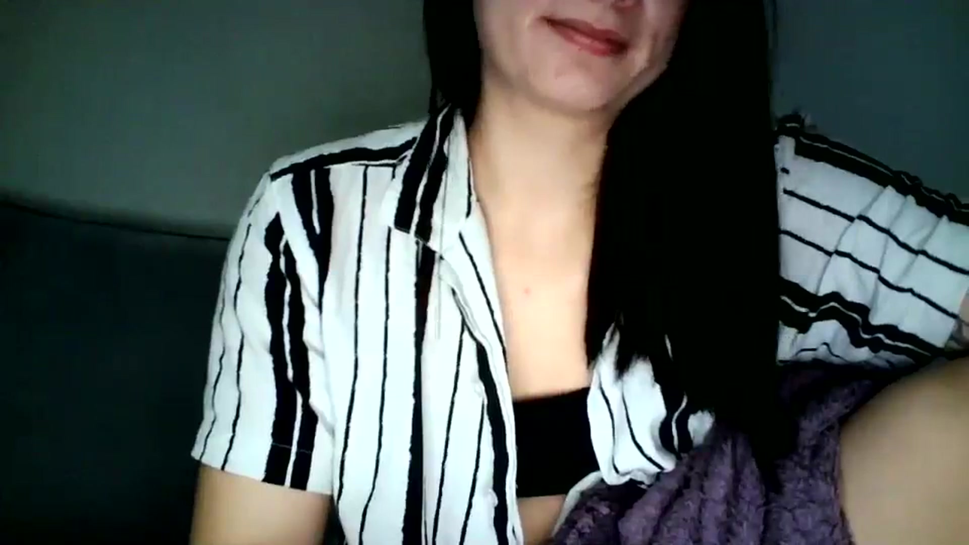 Gallery image thumbnail from flower_girll's myfreecams stream on, 12/17/2024, 14:05 image 19 of 20