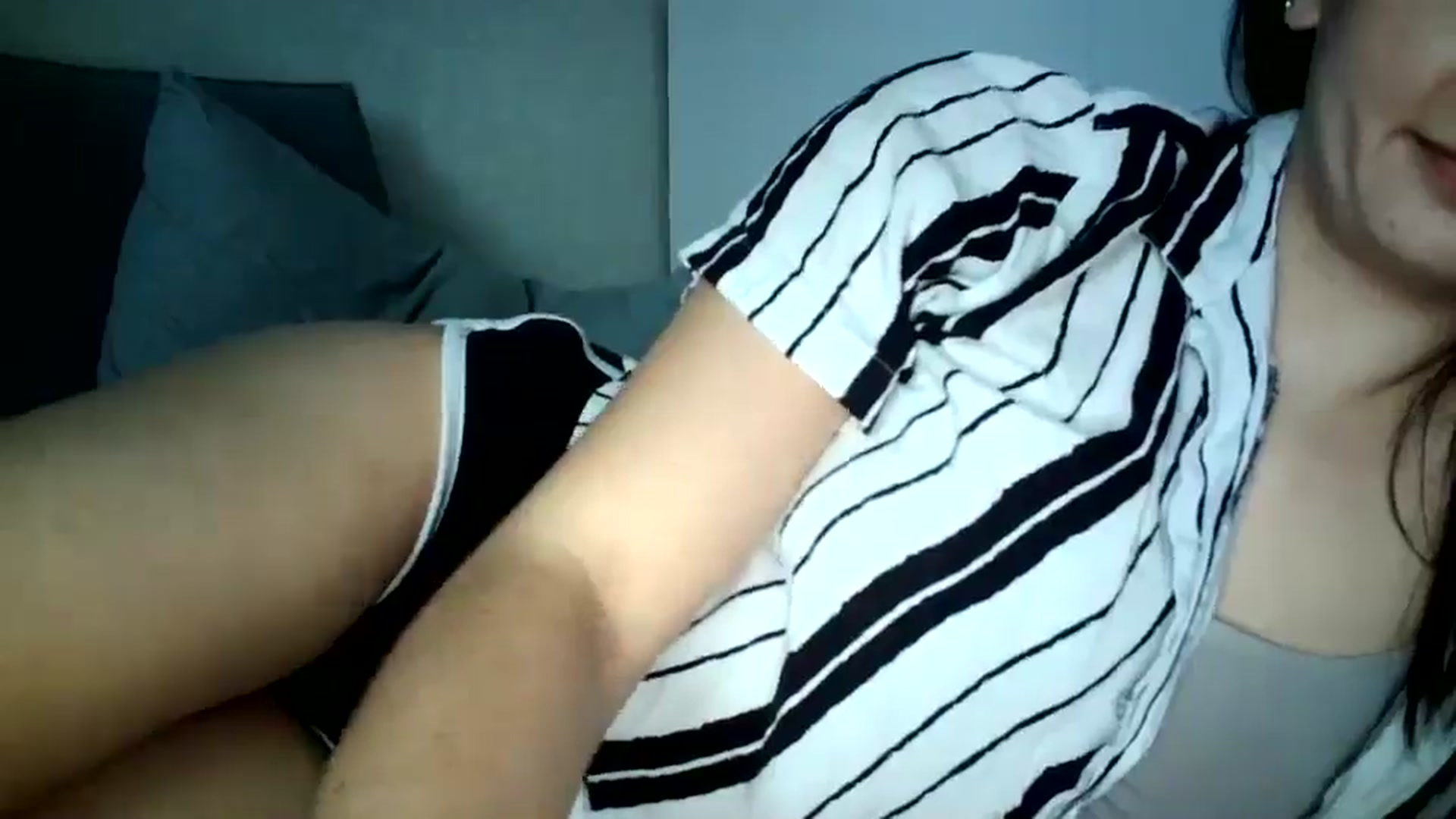 Gallery image thumbnail from flower_girll's myfreecams stream on, 01/24/2025, 12:02 image 19 of 20