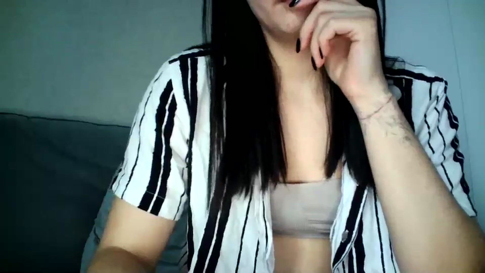 Gallery image thumbnail from flower_girll's myfreecams stream on, 01/24/2025, 12:02 image 6 of 20