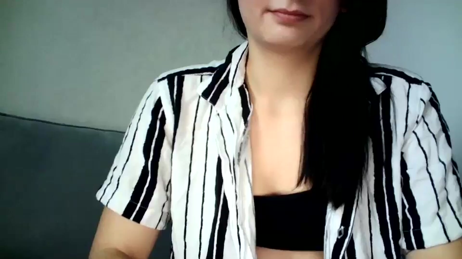 Gallery image thumbnail from flower_girll's myfreecams stream on, 01/31/2025, 11:59 image 5 of 20