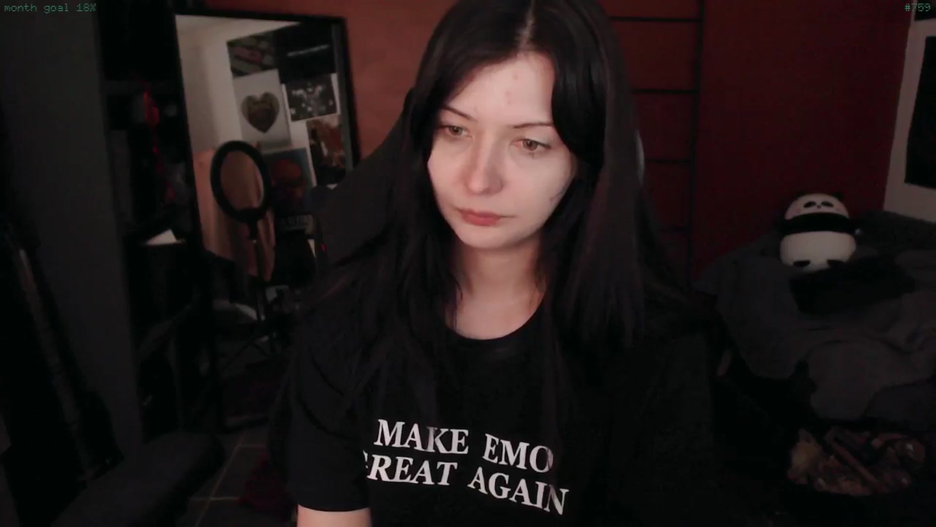Gallery image thumbnail from four_limbs's myfreecams stream on, 04/11/2025, 03:50 image 19 of 20