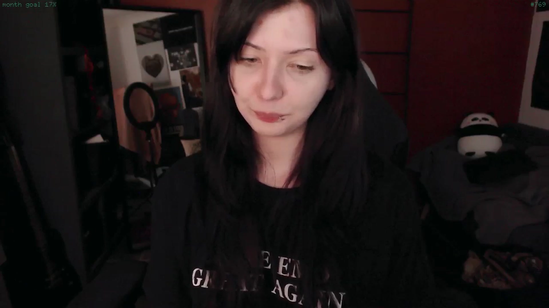 Gallery image thumbnail from four_limbs's myfreecams stream on, 04/11/2025, 03:50 image 18 of 20