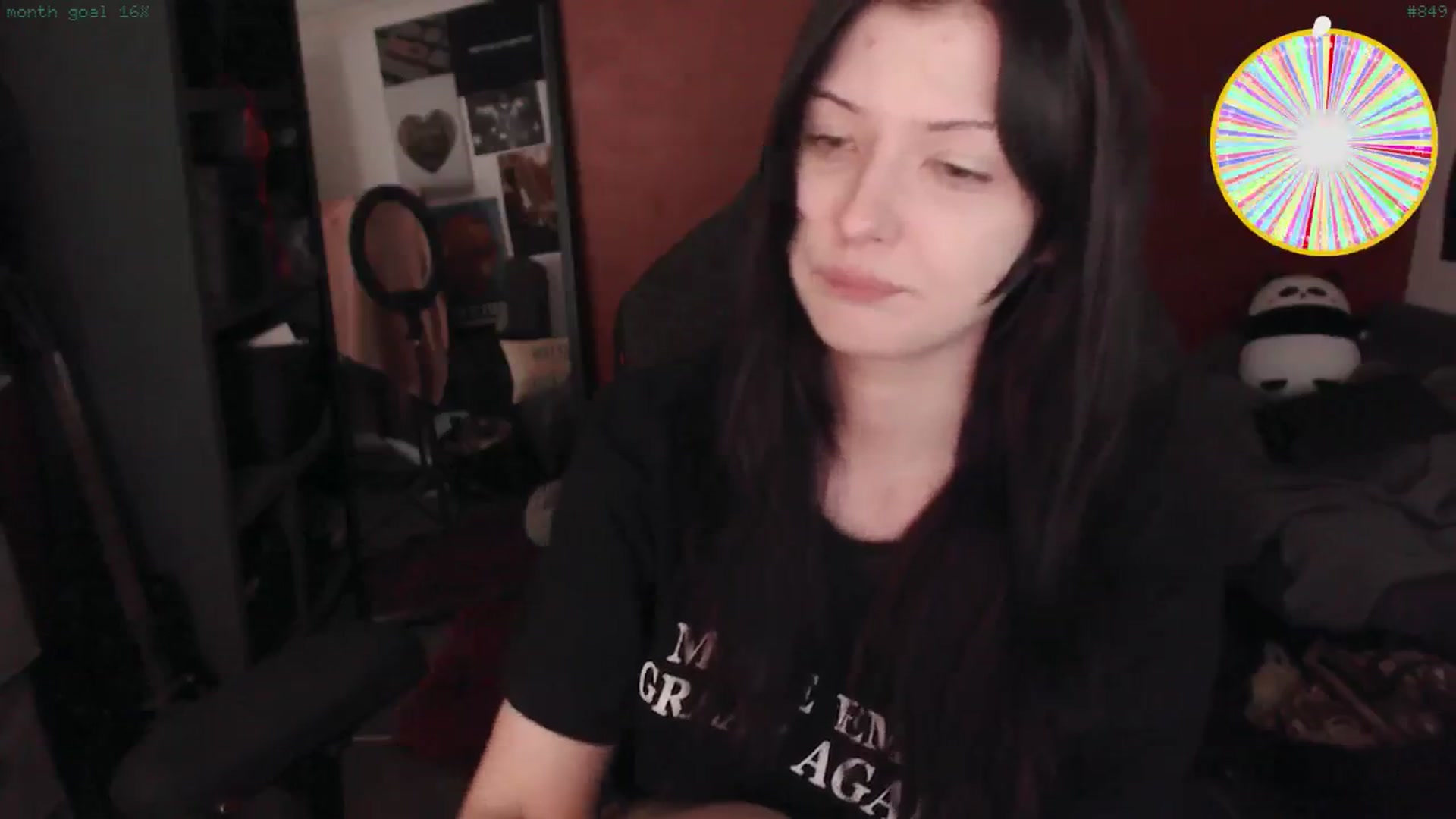 Gallery image thumbnail from four_limbs's myfreecams stream on, 04/11/2025, 03:50 image 8 of 20