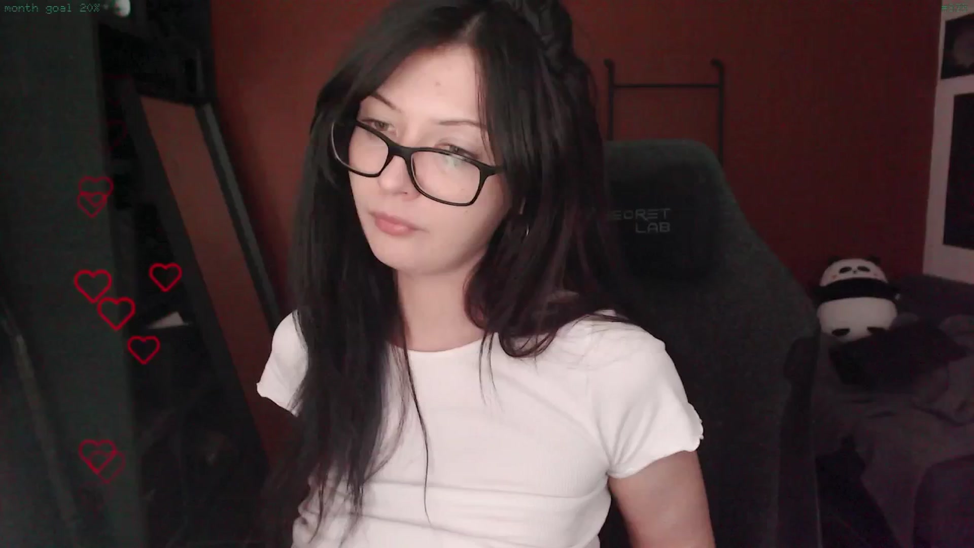 Gallery image thumbnail from four_limbs's myfreecams stream on, 04/13/2025, 04:13 image 18 of 20