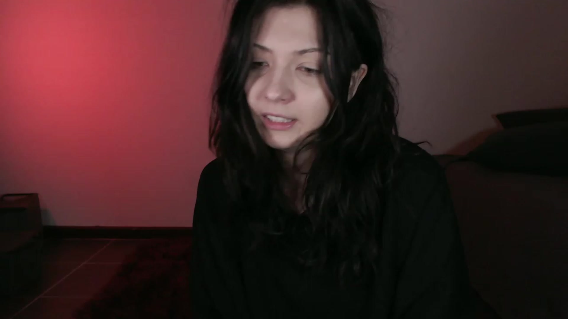Gallery image thumbnail from four_limps's myfreecams stream on, 09/25/2023, 24:43 image 12 of 20