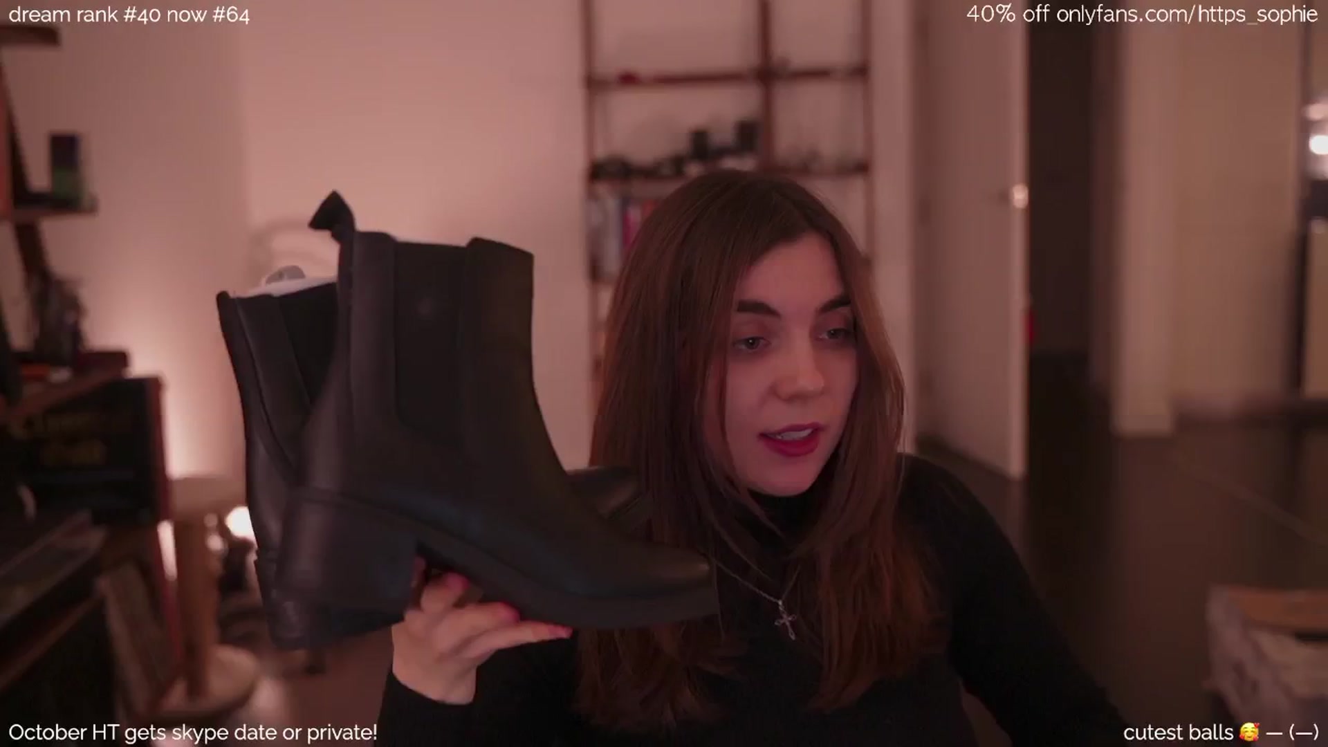 Gallery image thumbnail from frankensophie's myfreecams stream on, 10/29/2024, 24:03 image 3 of 20
