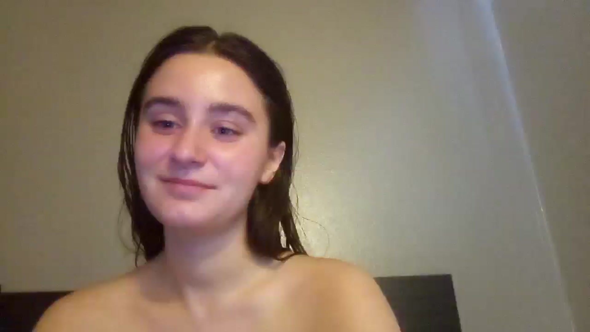 Gallery image thumbnail from freaky_bitch's myfreecams stream on, 11/03/2025, 15:11 image 2 of 20