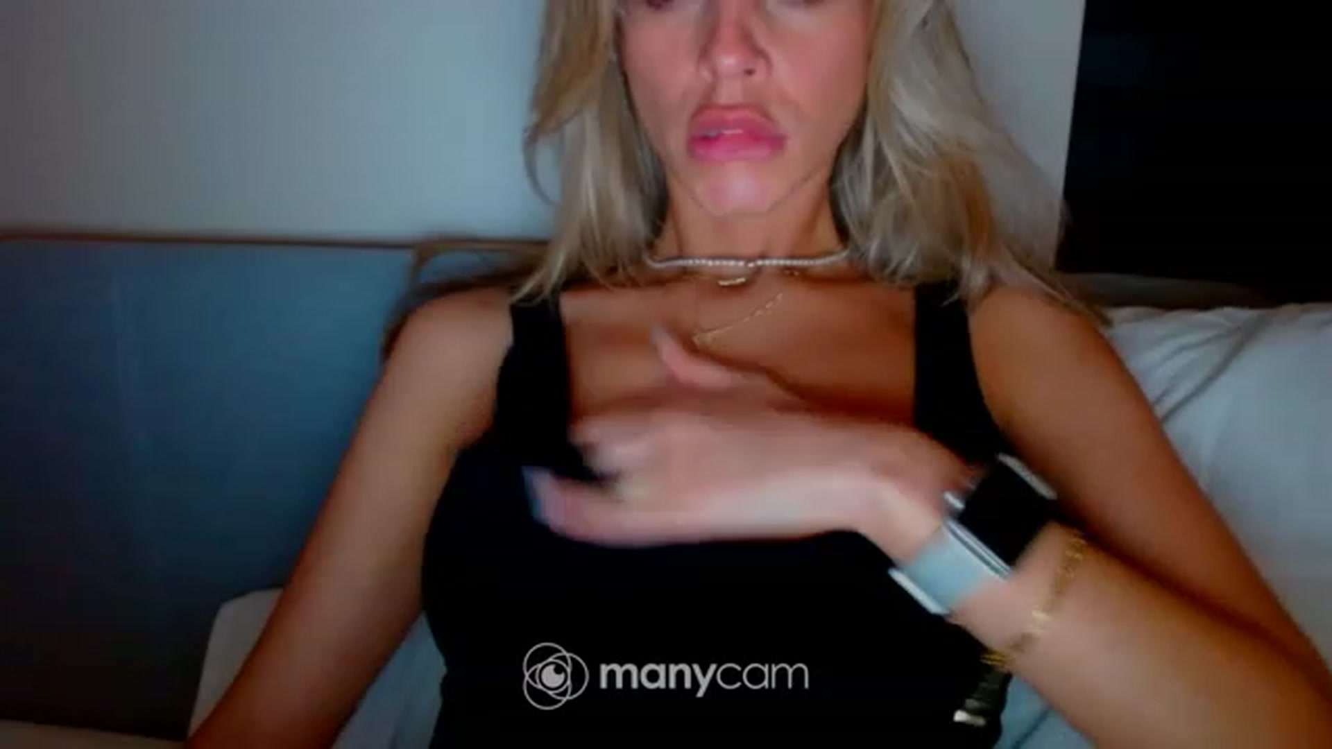 Gallery image thumbnail from fresagirl's myfreecams stream on, 06/09/2023, 20:37 image 17 of 20